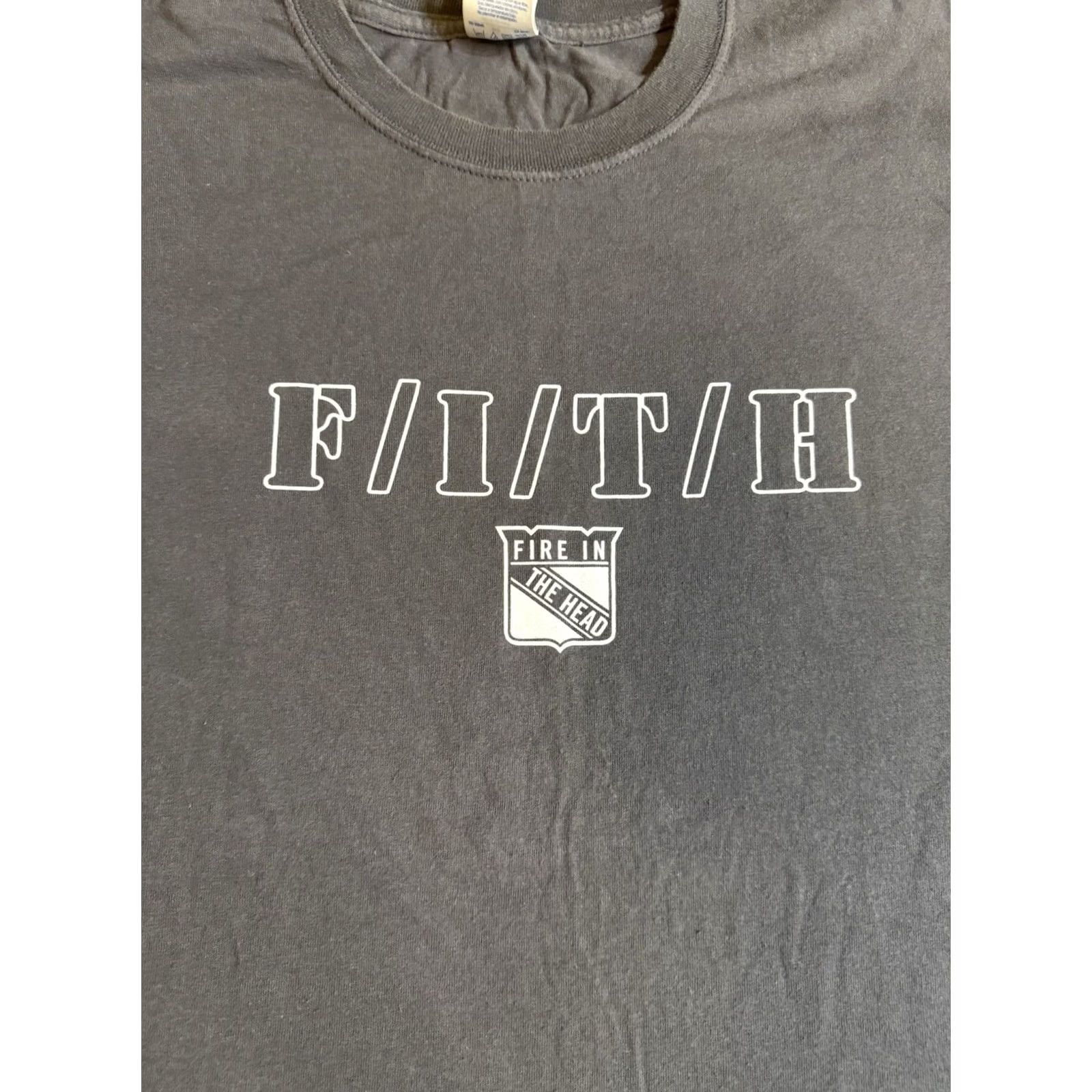 Gildan VINTAGE FITH Fire In The Head Band T Shirt XL Michael Page Hardcore Punk 2005 Size US XL / EU 56 / 4 - 2 Thumbnail