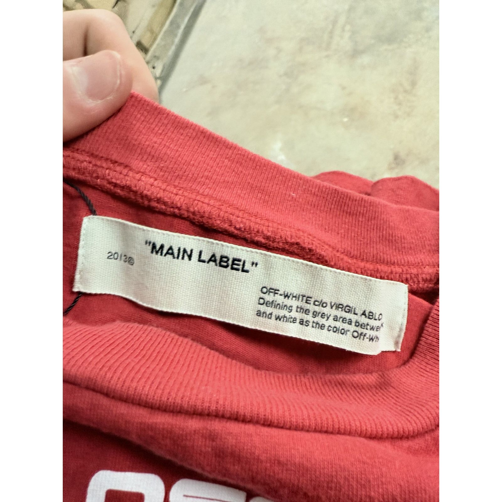 Off-White Off-White Tee White Red Purple Used Large Size US L / EU 52-54 / 3 - 4 Thumbnail