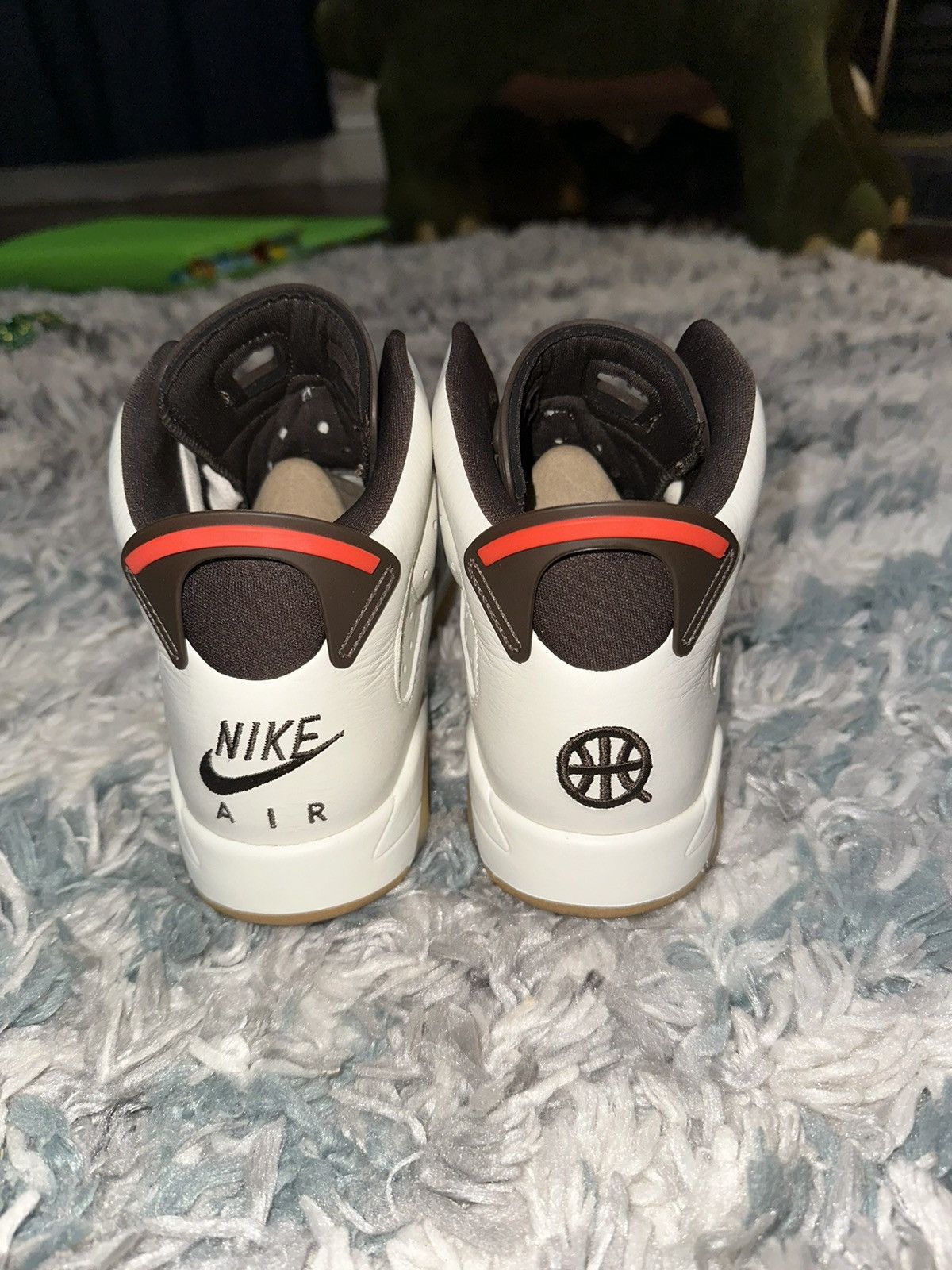 Jordan Brand Size 6.5Y Grade School - Jordan 6 Retro Quai 54 - Sail Gum Size US 6.5 / EU 39-40 - 3 Thumbnail