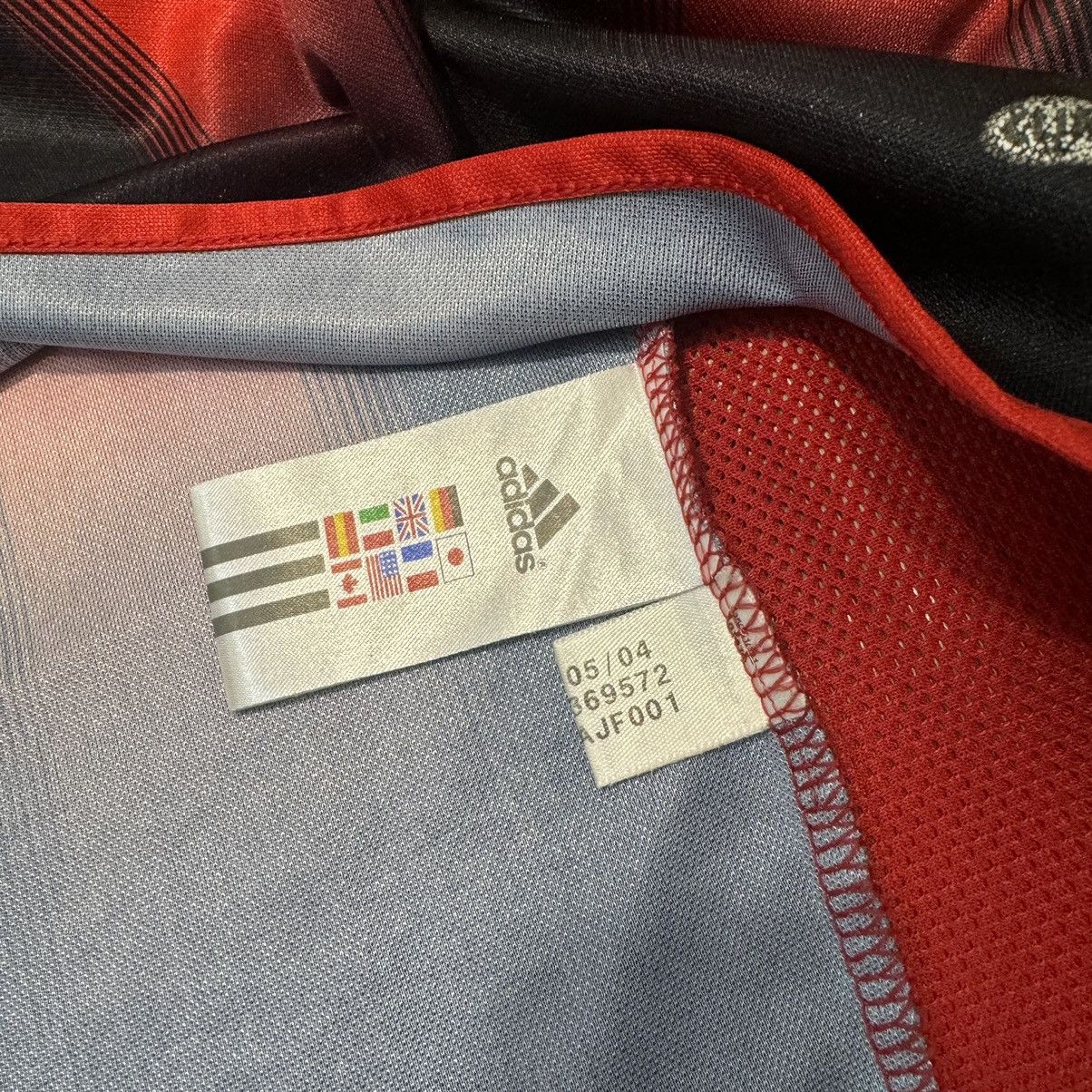 Adidas AC Milan 04/05 home shirt #22 Kaka Size US M / EU 48-50 / 2 - 9 Thumbnail