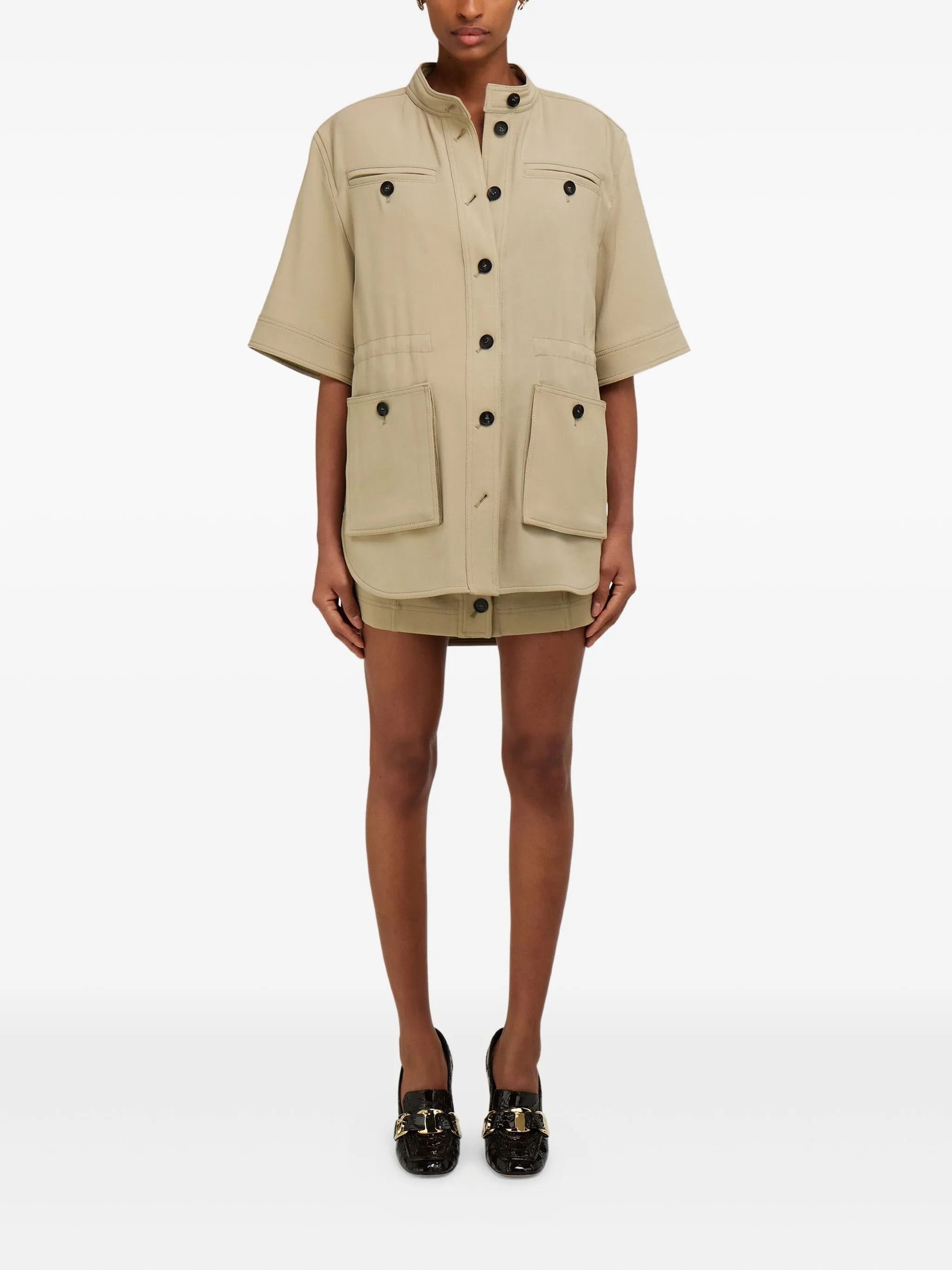 Salvatore Ferragamo o1s1rm0526 Short-sleeve Jacket in Beige Size S / US 4 / IT 40 - 2 Thumbnail