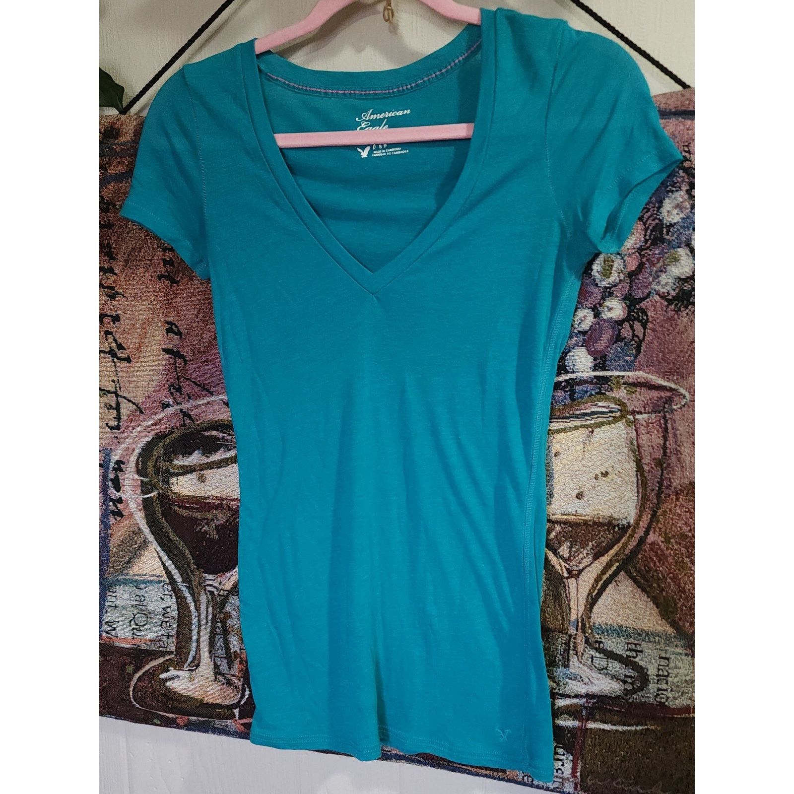 American Eagle Outfitters American Eagle Outfitters teal V-neck t shirt Small petite Size S / US 4 / IT 40 - 1 Thumbnail