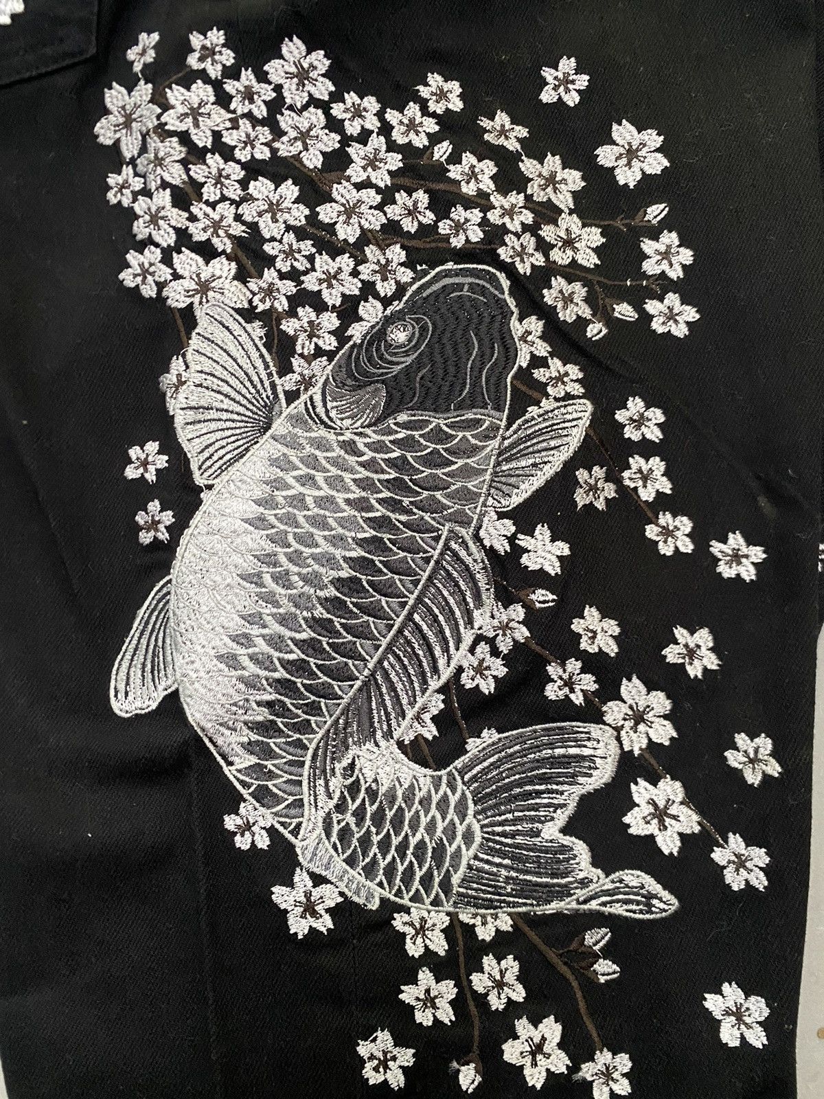 Japanese Brand JAPAN BRAND TATOO JEANS KOI FISH SUKAJAN YAKUZA STYLE Size US 40 / EU 56 - 7 Thumbnail