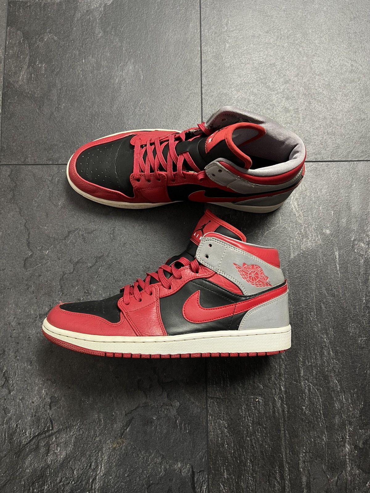Streetwear Vintage Nike air jordan 1 mid fire red reflective Size US 10 / EU 43 - 8 Thumbnail