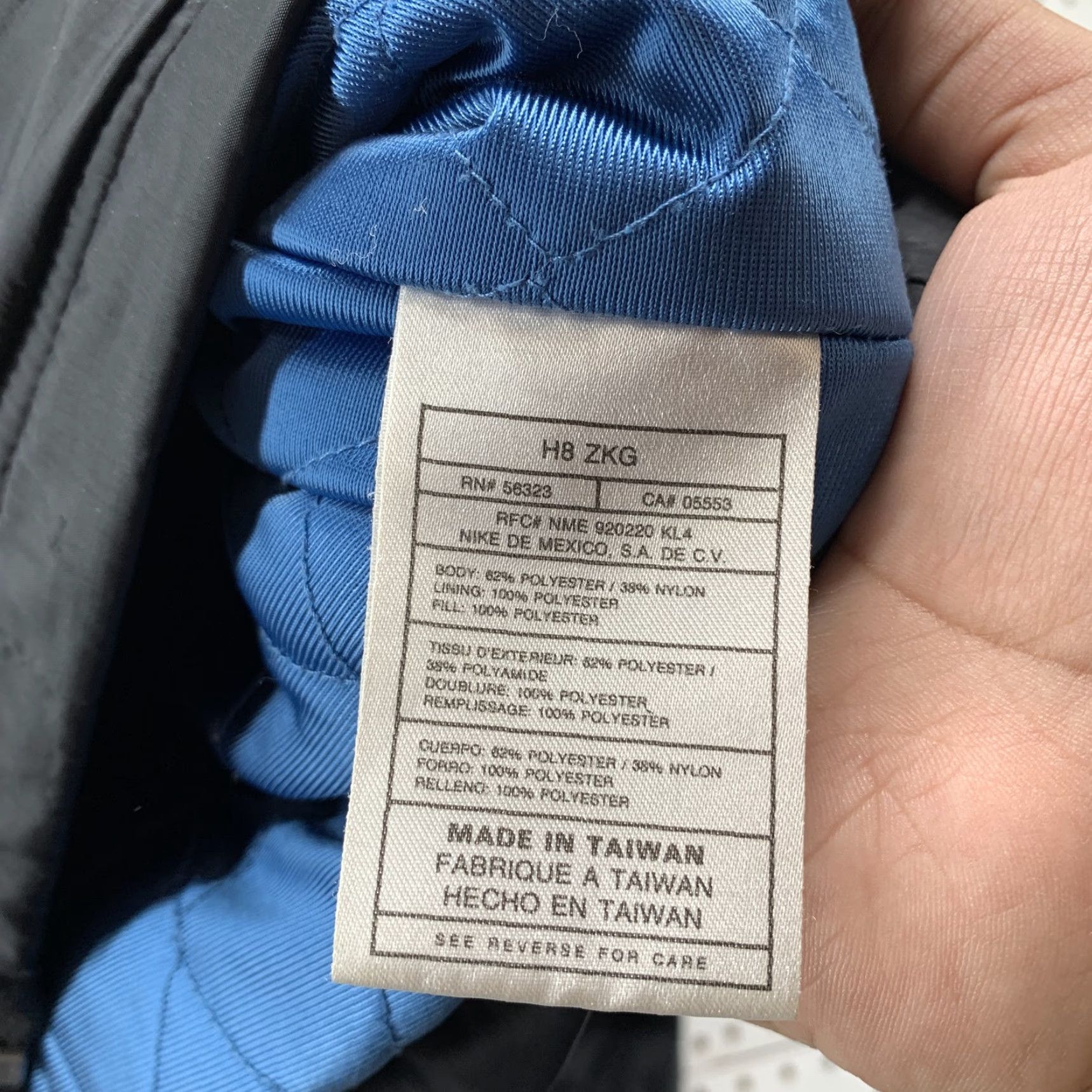 Nike Nike Windbreaker Jacket Mens XL Black Blue Embroidered Zip Hooded Size US L / EU 52-54 / 3 - 3 Thumbnail