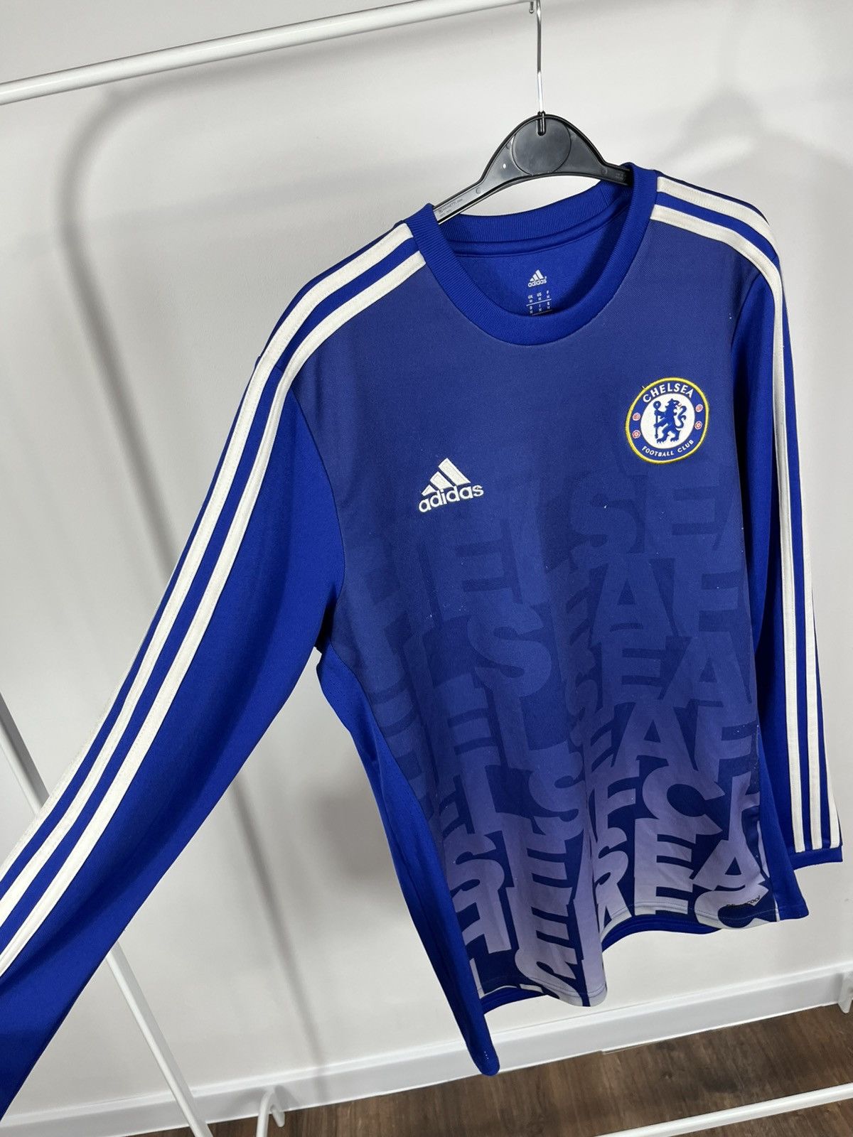Adidas Adidas Chelsea FC Jersey Long Sleeve Shirt Men’s M ClimaCool Size US M / EU 48-50 / 2 - 5 Thumbnail