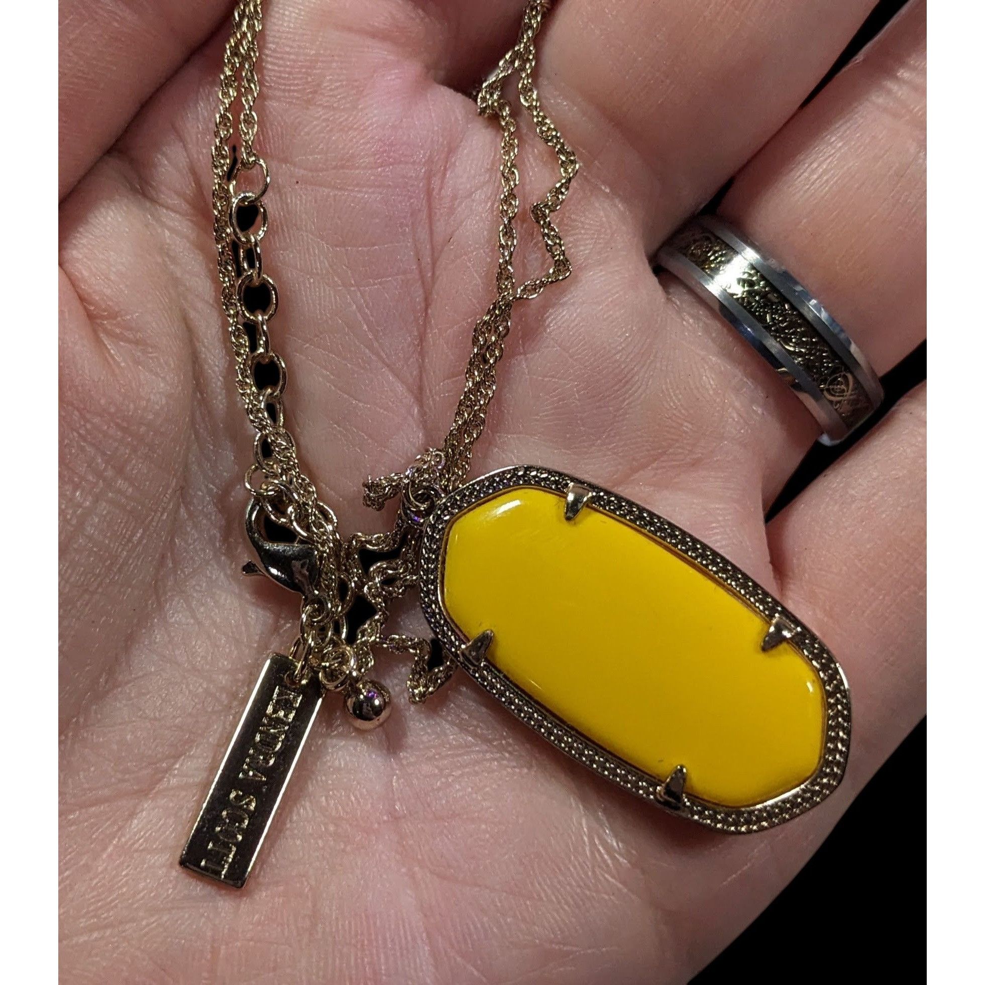 Kendra Scott Kendra Scott Preppy Yellow And Gold Tone Pendant Necklace Size ONE SIZE - 4 Thumbnail