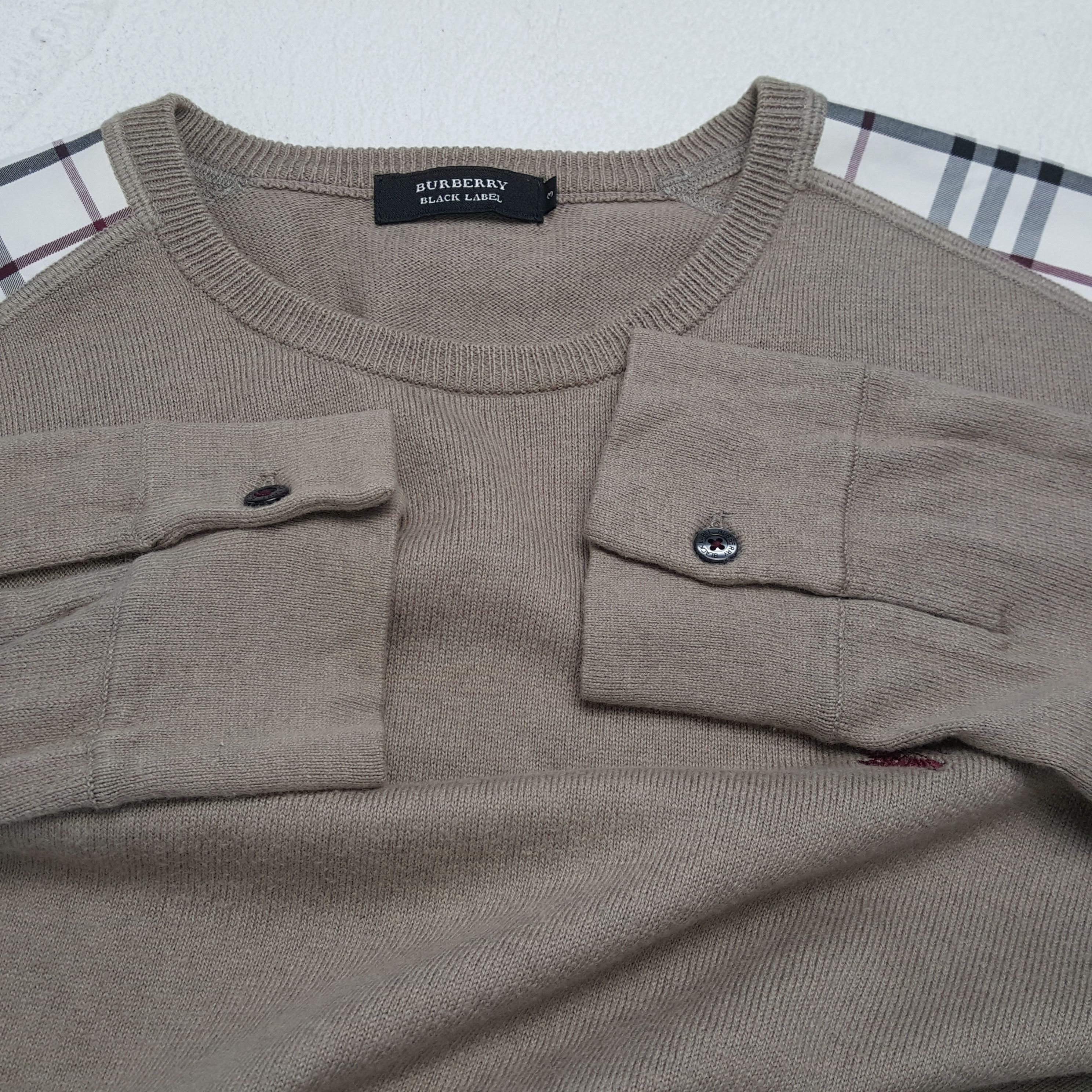 Burberry × Vintage BURBERRY BLACK LABEL Small Logo Long Sleeve Tshirt Size US M / EU 48-50 / 2 - 8 Thumbnail