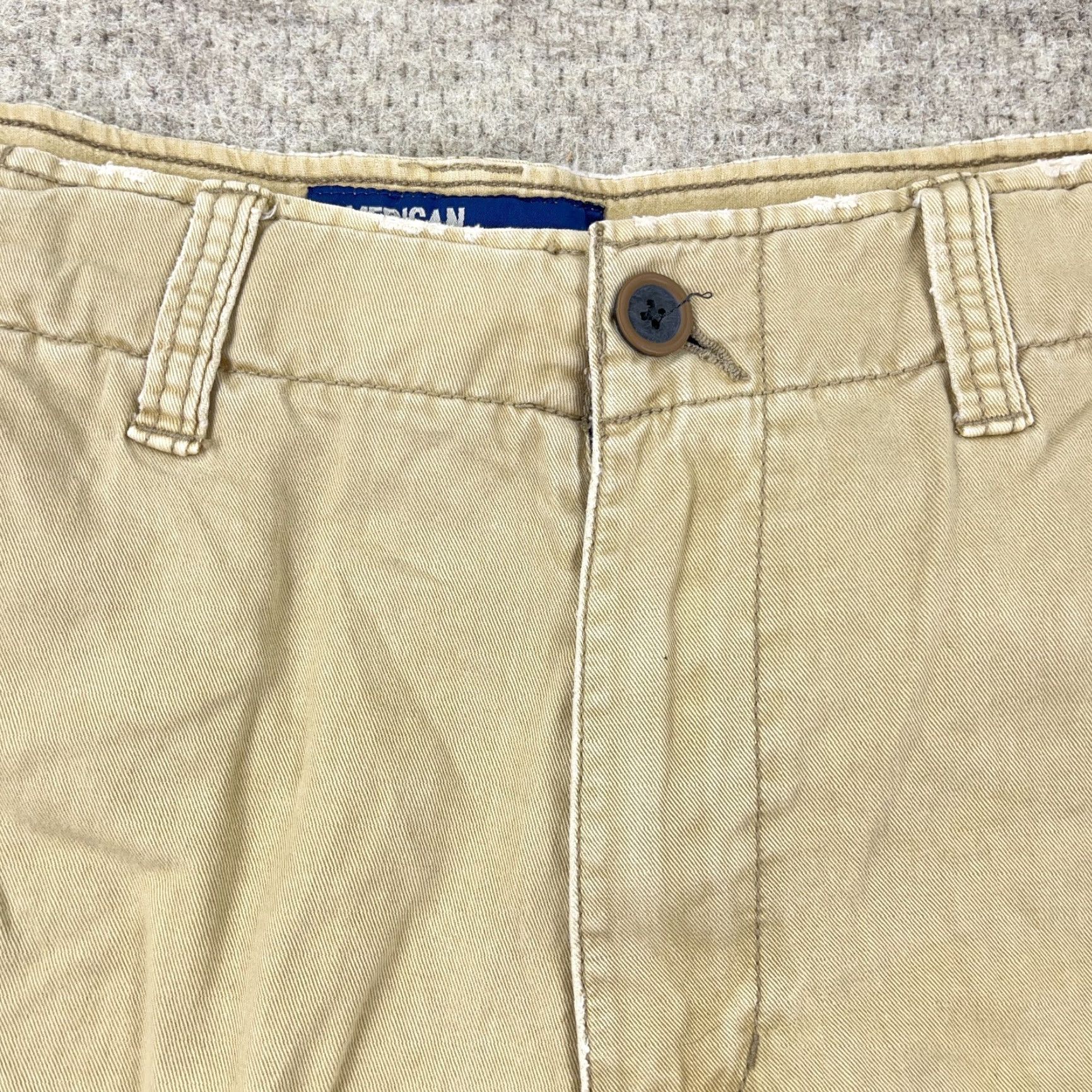 American Eagle Outfitters VINTAGE American Eagle Cargo Shorts Men 34 Brown Tan Canvas Casual 90s Hipster Baggy Cargo Pockets Mens Size US 34 / EU 50 - 5 Thumbnail