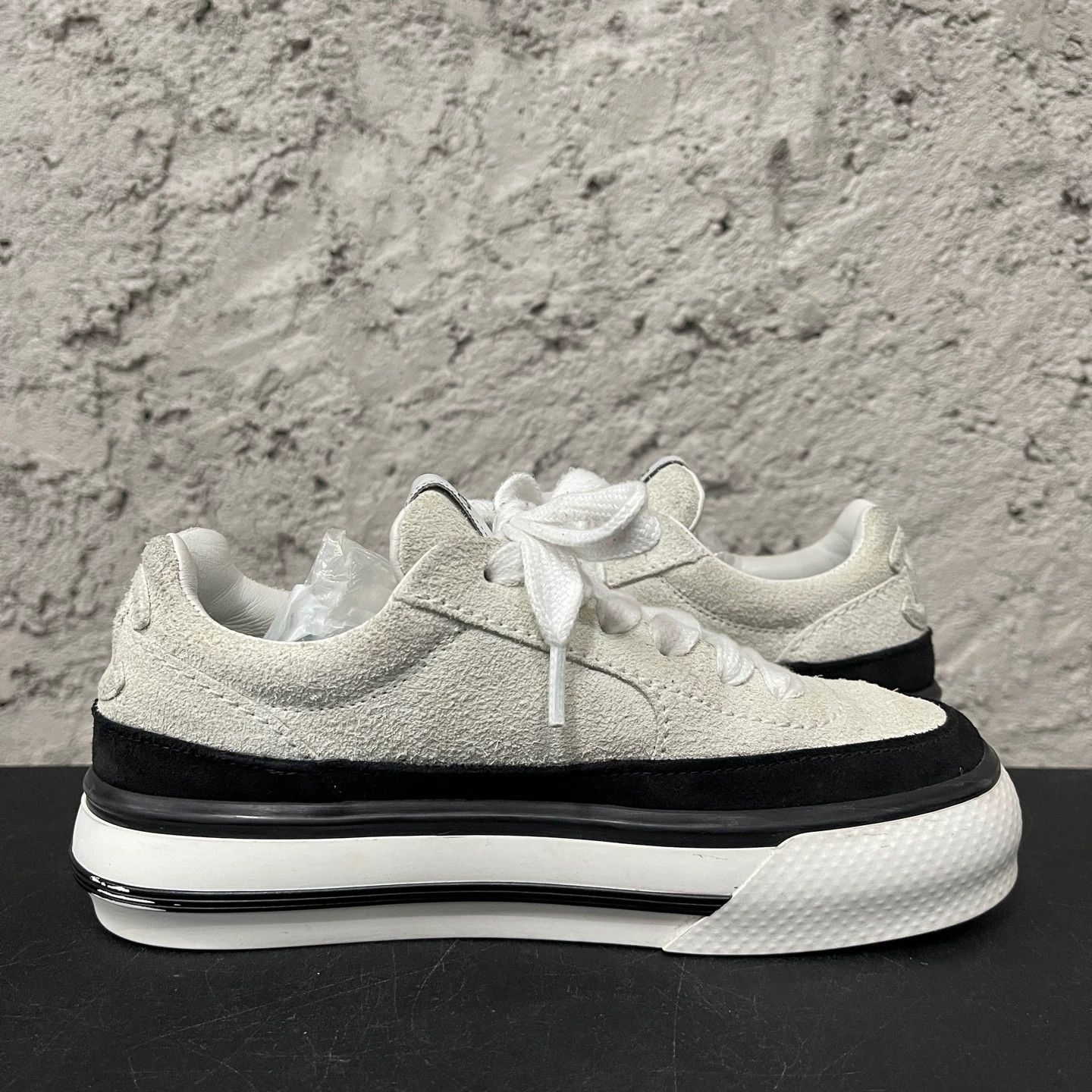 Chanel Chanel women's black and white sneakers Size US 4 / IT 34 - 4 Thumbnail