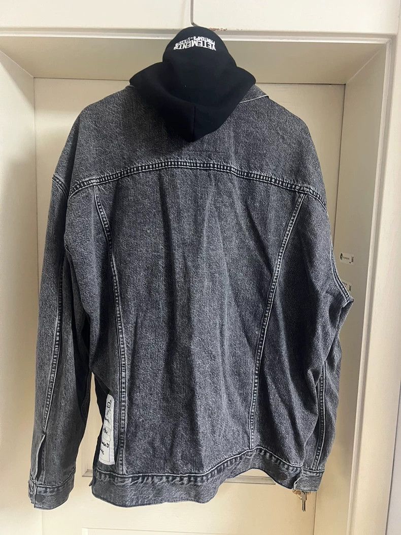 Vetements Vetements Denim Jacket levis 18 Collaborative Denim Jacket Size US S / EU 44-46 / 1 - 2 Thumbnail