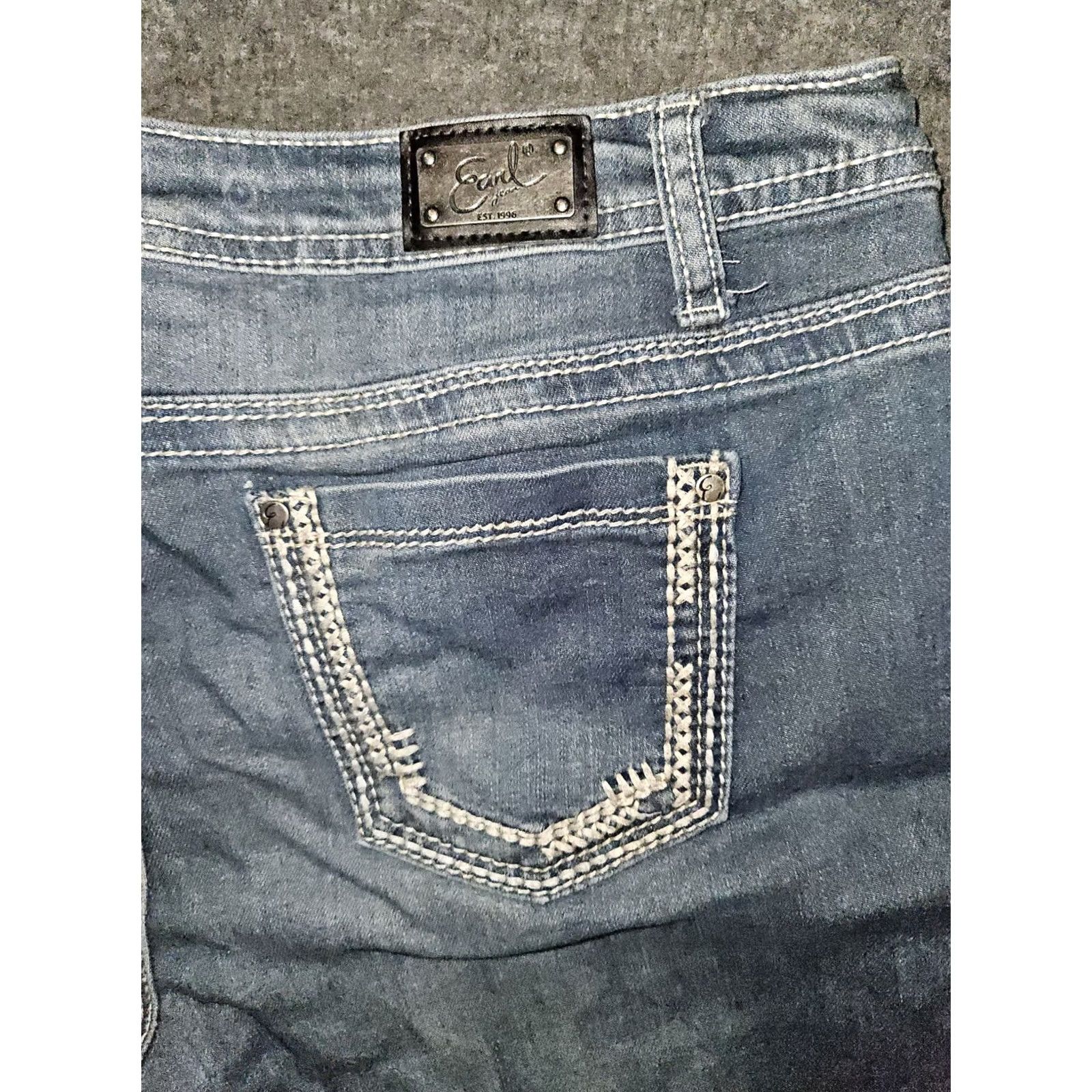 Vintage VINTAGE Earl Jeans Bootcut Jeans Women 10 Low Rise Blue Embroidered 90s Bohemian Logo Womens Size 32" / US 10 / IT 46 - 8 Thumbnail