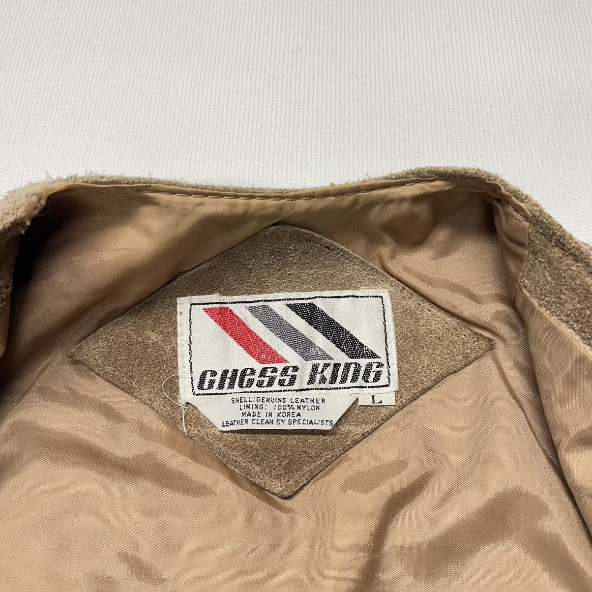 Vintage VTG Chess King Beige Suede Leather Vest Western Retro Tan Size US L / EU 52-54 / 3 - 5 Thumbnail