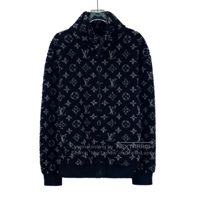 Louis Vuitton Louis Vuitton Long sleeve teddy jacket with black logo, fu Size US S / EU 44-46 / 1 - 1 Thumbnail