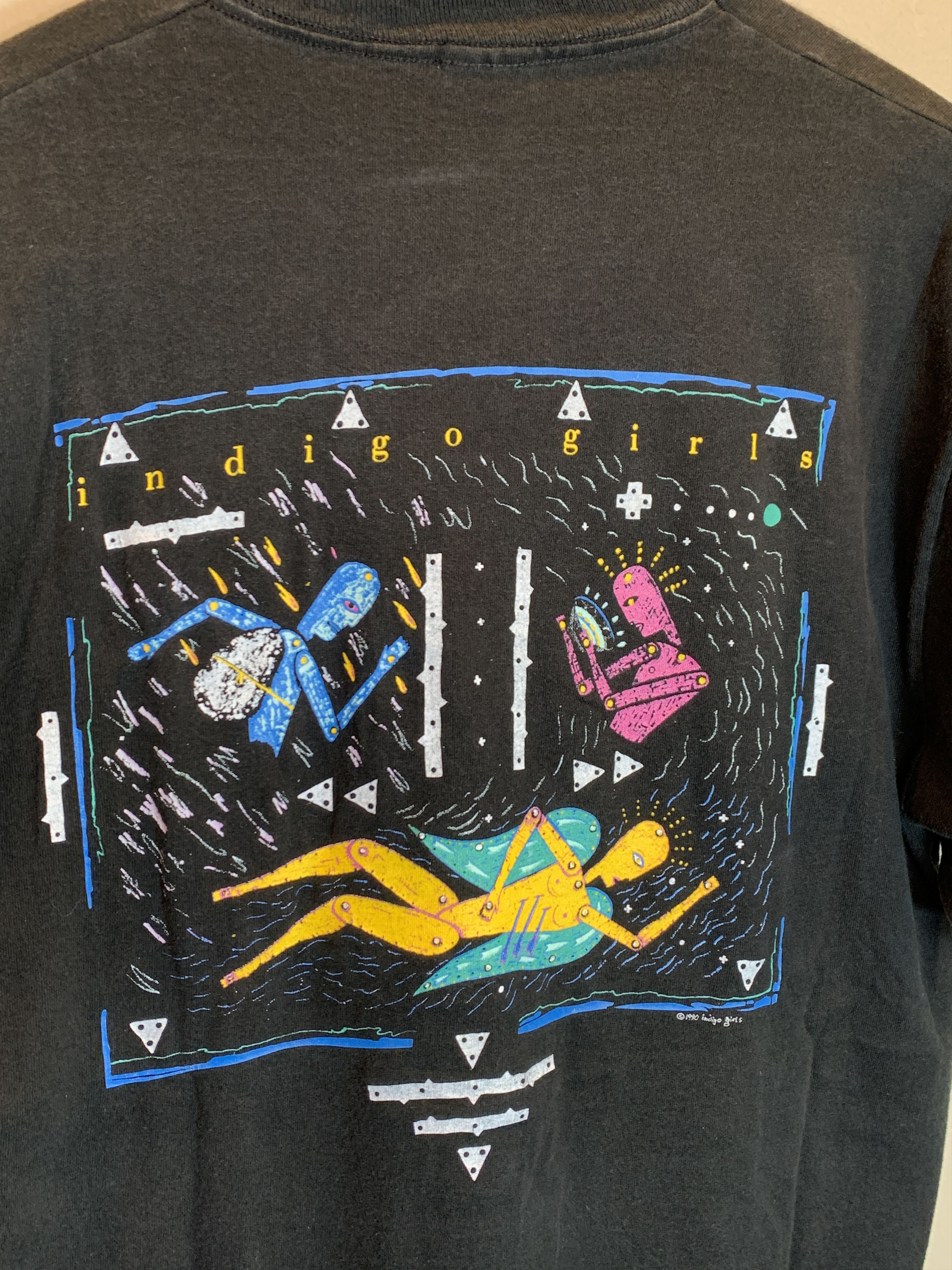 Band Tees RARE Vintage 1990 Indigo Girls Nomads Indians Saints T-Shirt Size US XL / EU 56 / 4 - 4 Thumbnail
