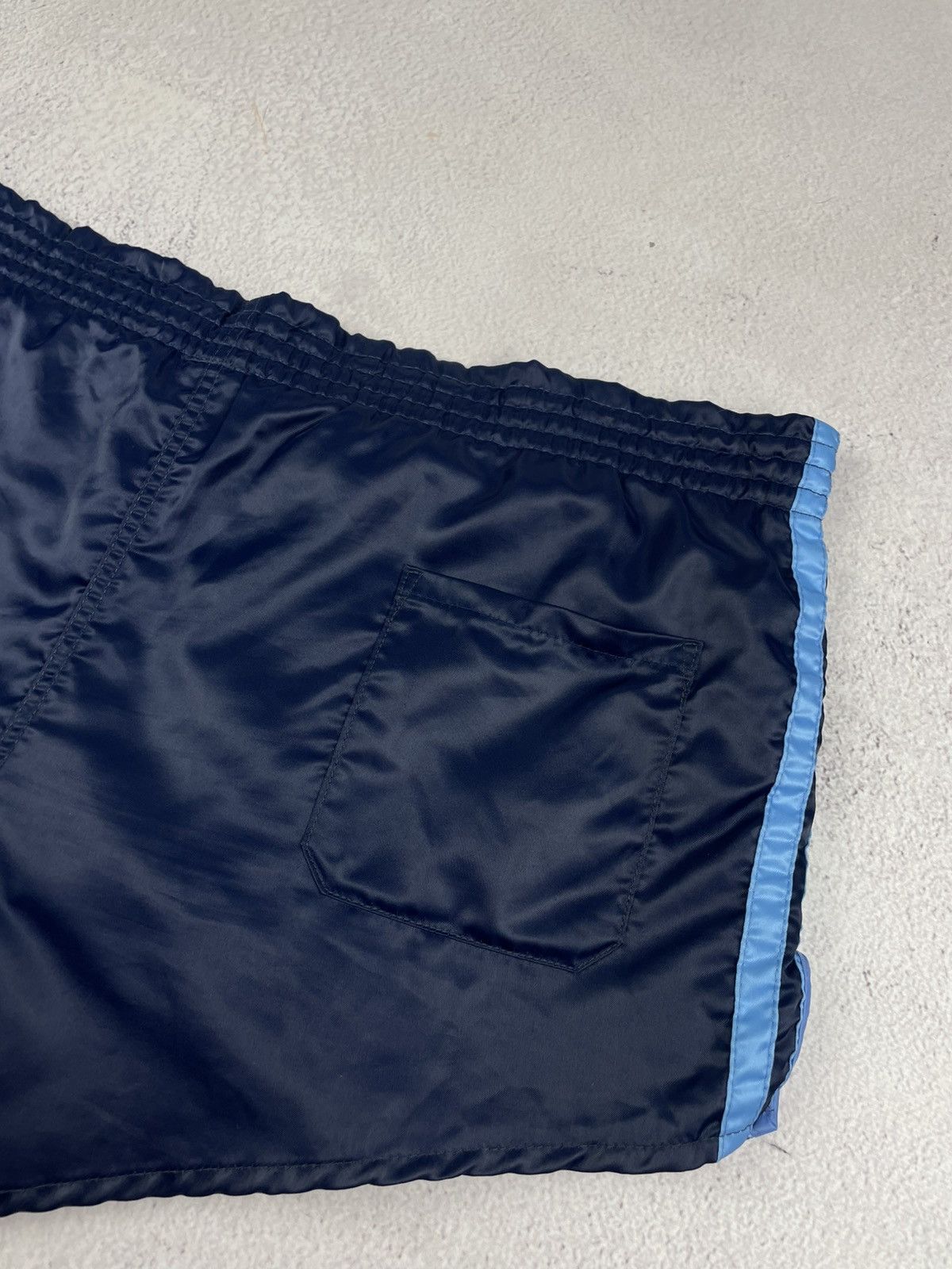 Adidas Vintage Adidas Navy Blue Shorts Made in West Germany 80s Size US 32 / EU 48 - 13 Thumbnail