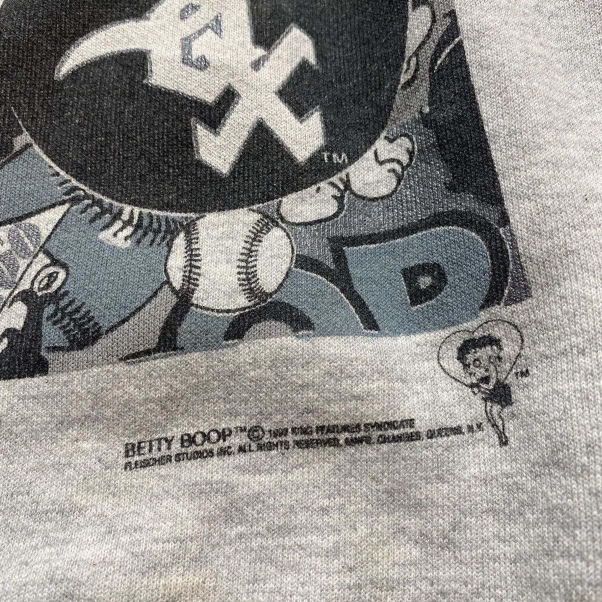Cartoon Network Vintage Betty Boop X MLB White Sox Sweatshirt Size US L / EU 52-54 / 3 - 12 Thumbnail