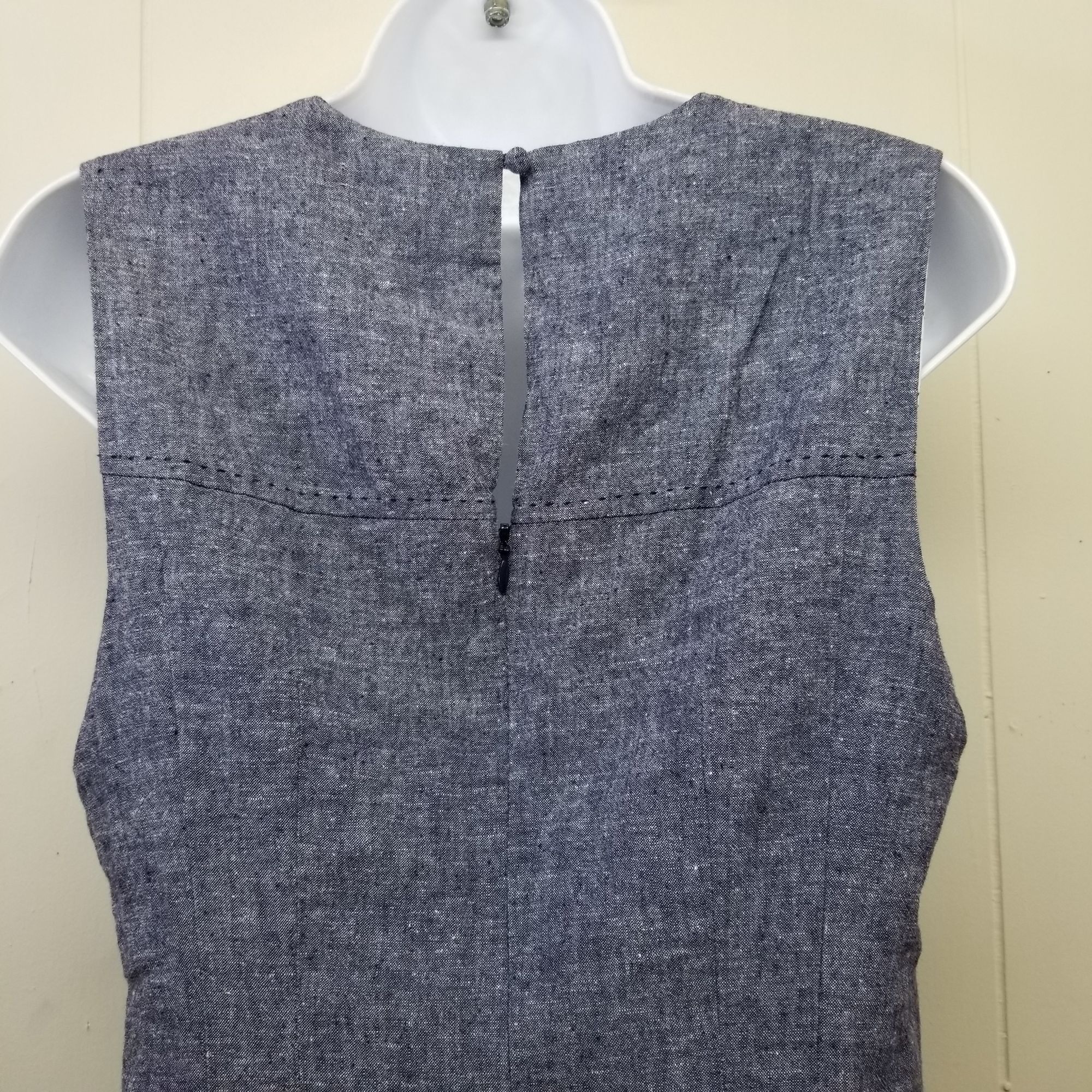Laundry by Shelli Segal Laundry Shelli Segal 4 Blue Chambray Linen Sleeveless Shift Size S / US 4 / IT 40 - 7 Thumbnail