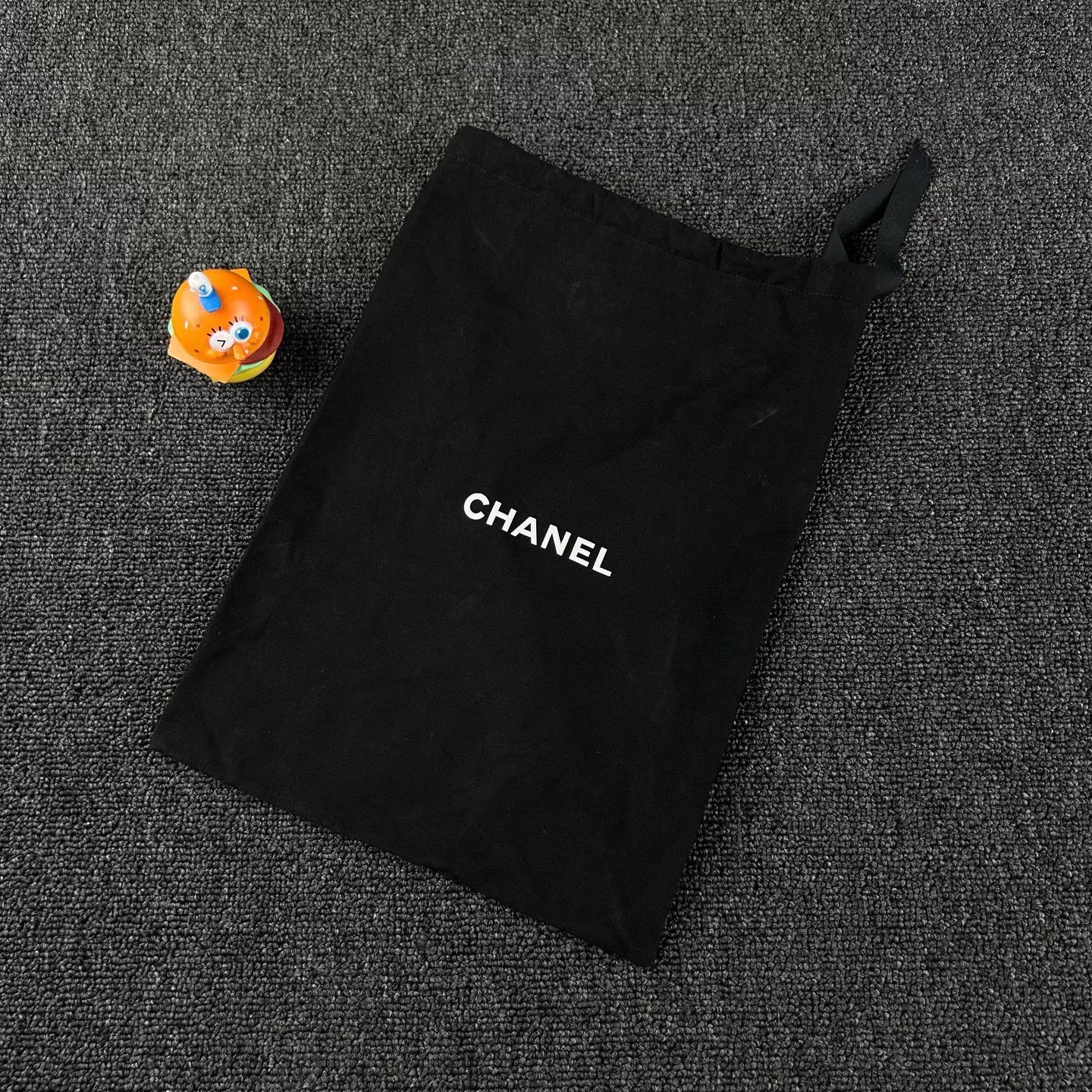 Chanel Chanel White Logo Sneaker 37.5 EU Like New HB5724 Size US 6.5 / IT 36.5 - 8 Thumbnail