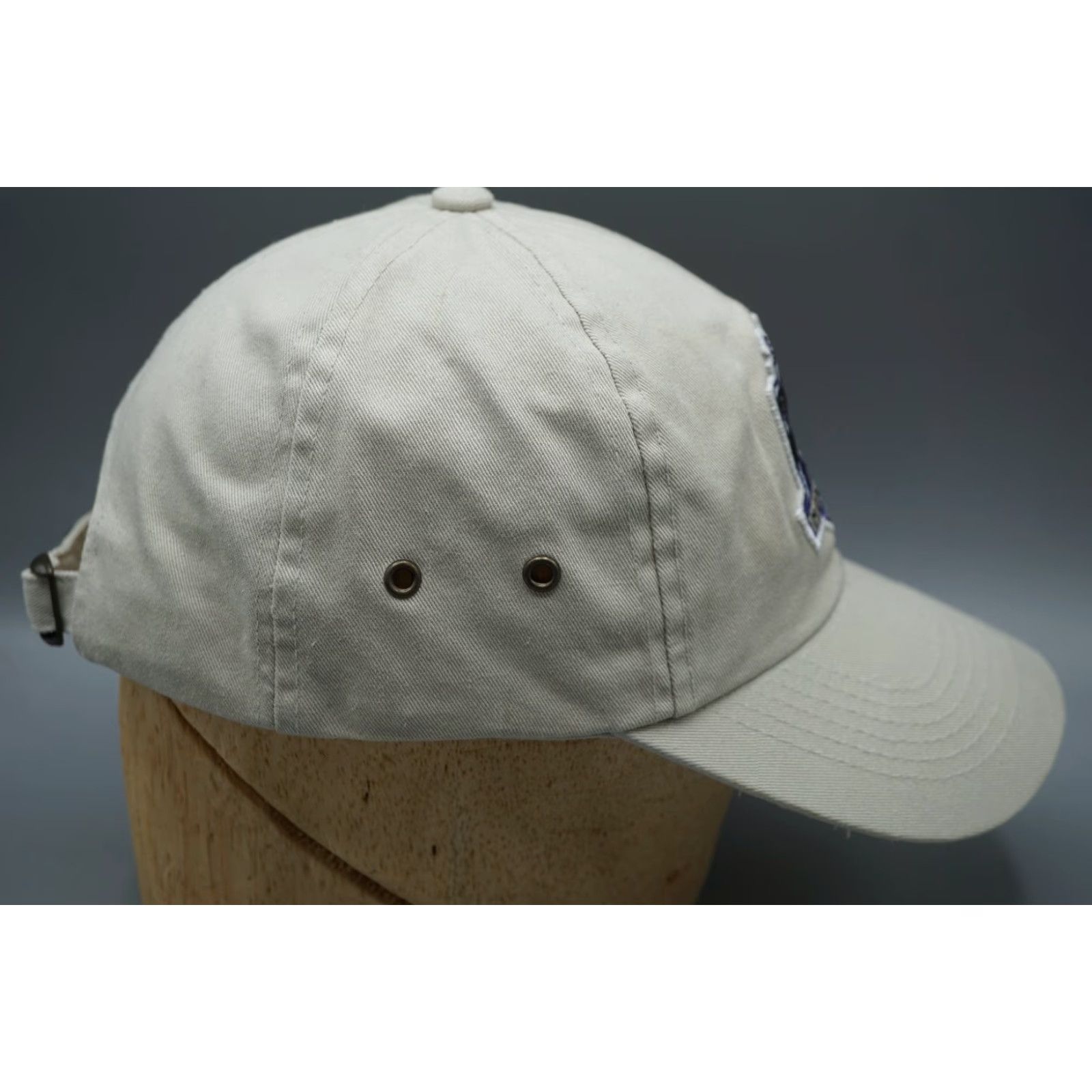 NHL VINTAGE The Game LA Kings Hat NHL Strapback Men's OSFA Beige Baseball Cap Size ONE SIZE - 4 Thumbnail