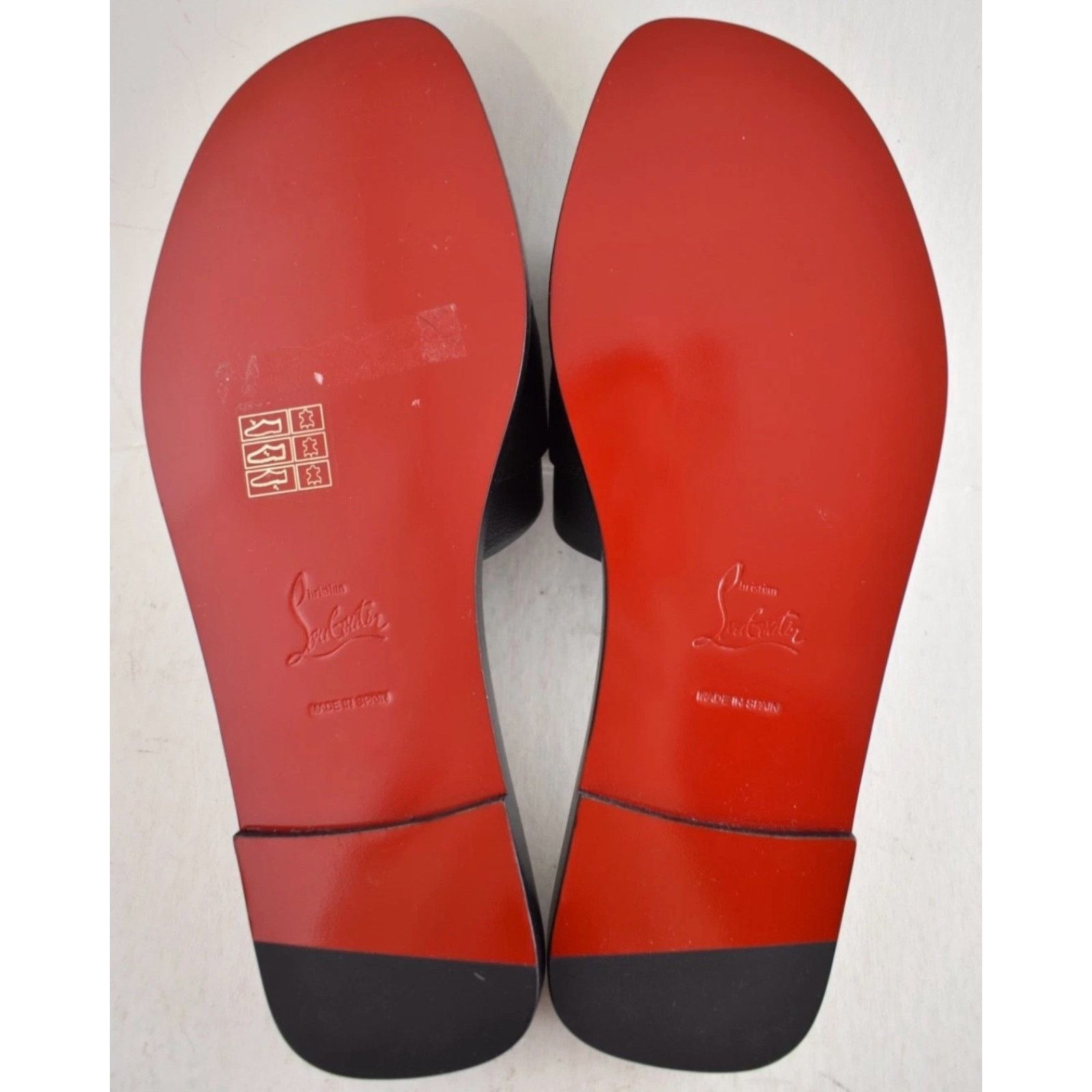 Christian Louboutin Christian Louboutin Chambelimule Flat Black Slide Sandal 38 Size US 7 / IT 37 - 15 Thumbnail