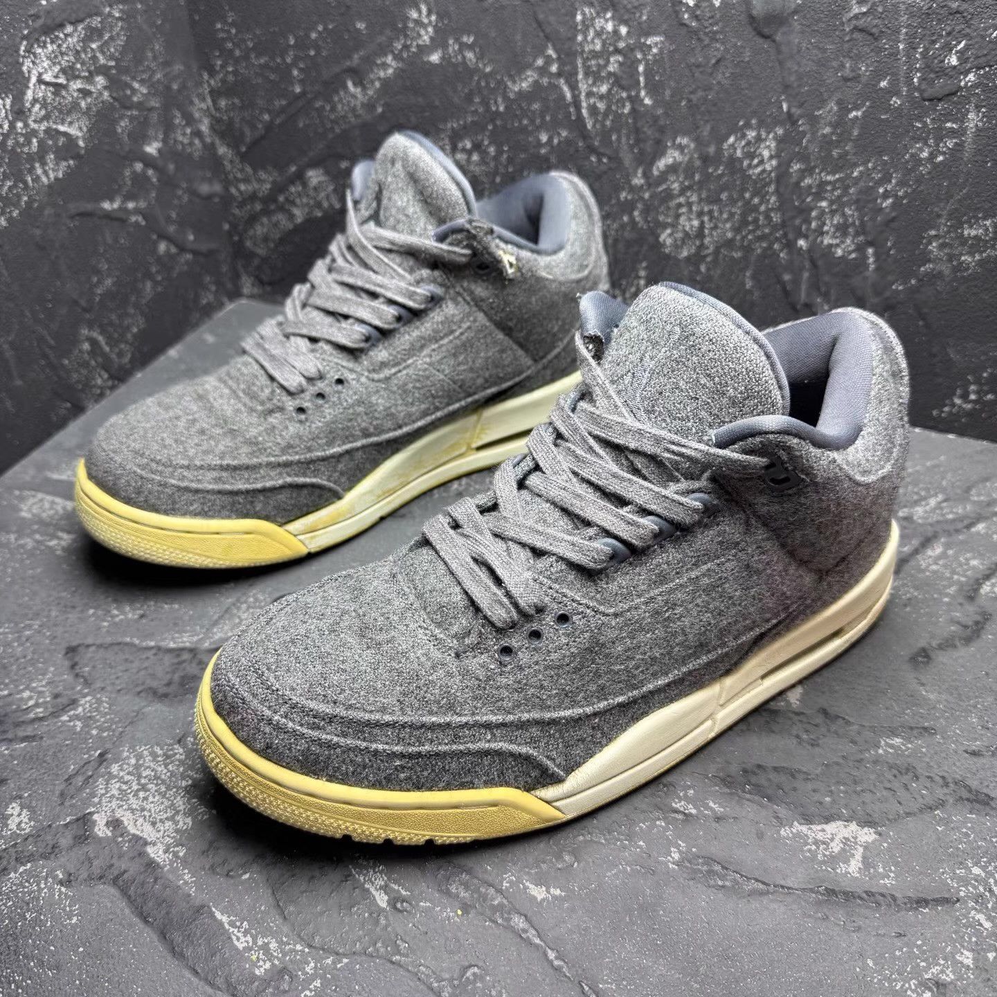Nike Air Jordan 3 Grey Wool Q10 Size US 8.5 / EU 41-42 - 1 Thumbnail