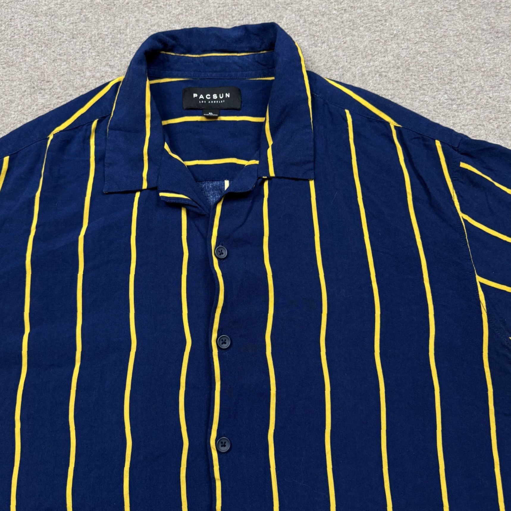 Pacsun Pacsun Men’s Shirt XL Blue Button-Up Short Sleeve Lightweight Geometric Pattern Hawaiian Colorful Casual Shirt Size US XL / EU 56 / 4 - 4 Thumbnail