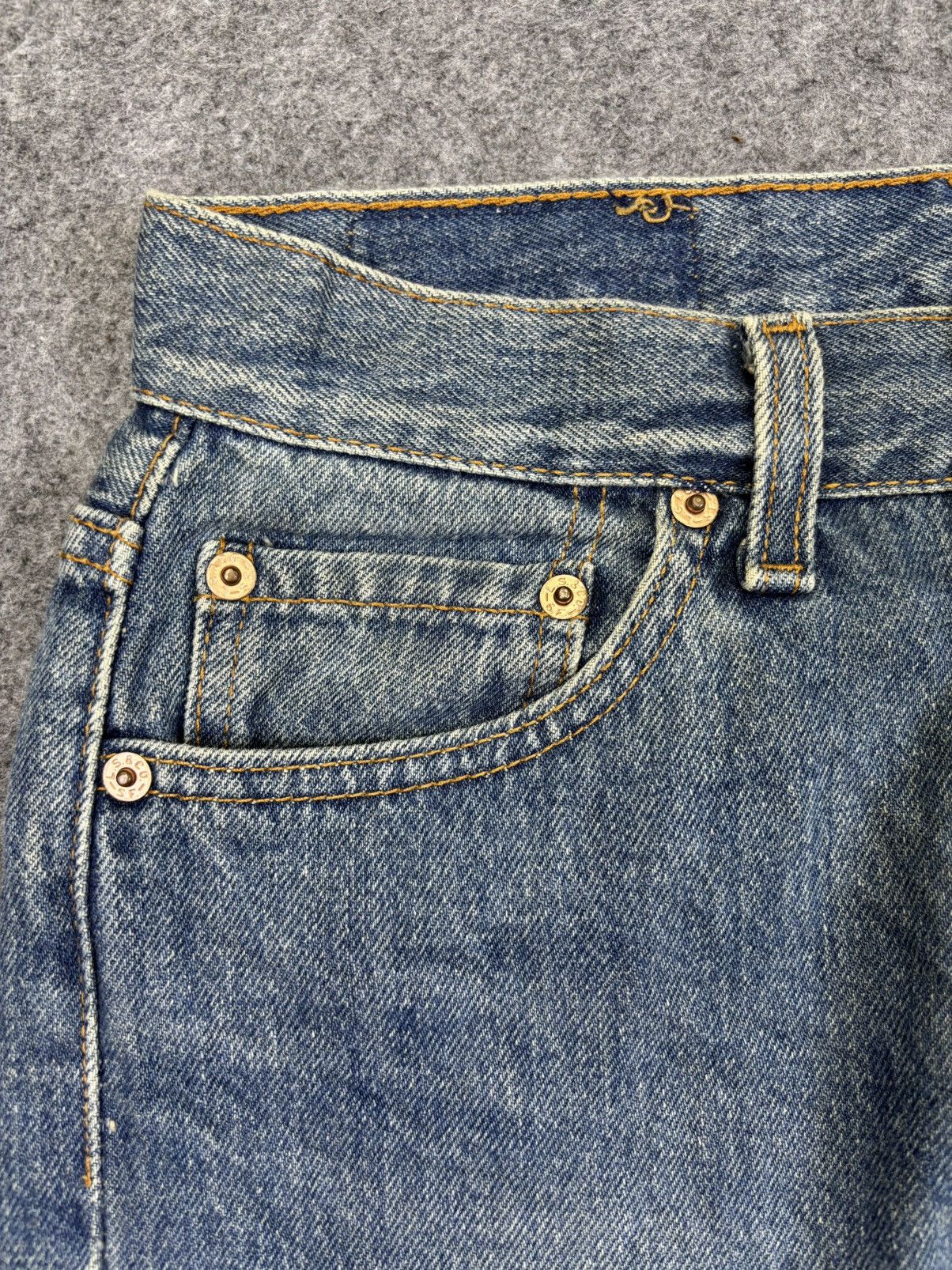 Levi's Vtg Levis 501 Medium Wash Original Denim F948 Size US 27 - 5 Thumbnail