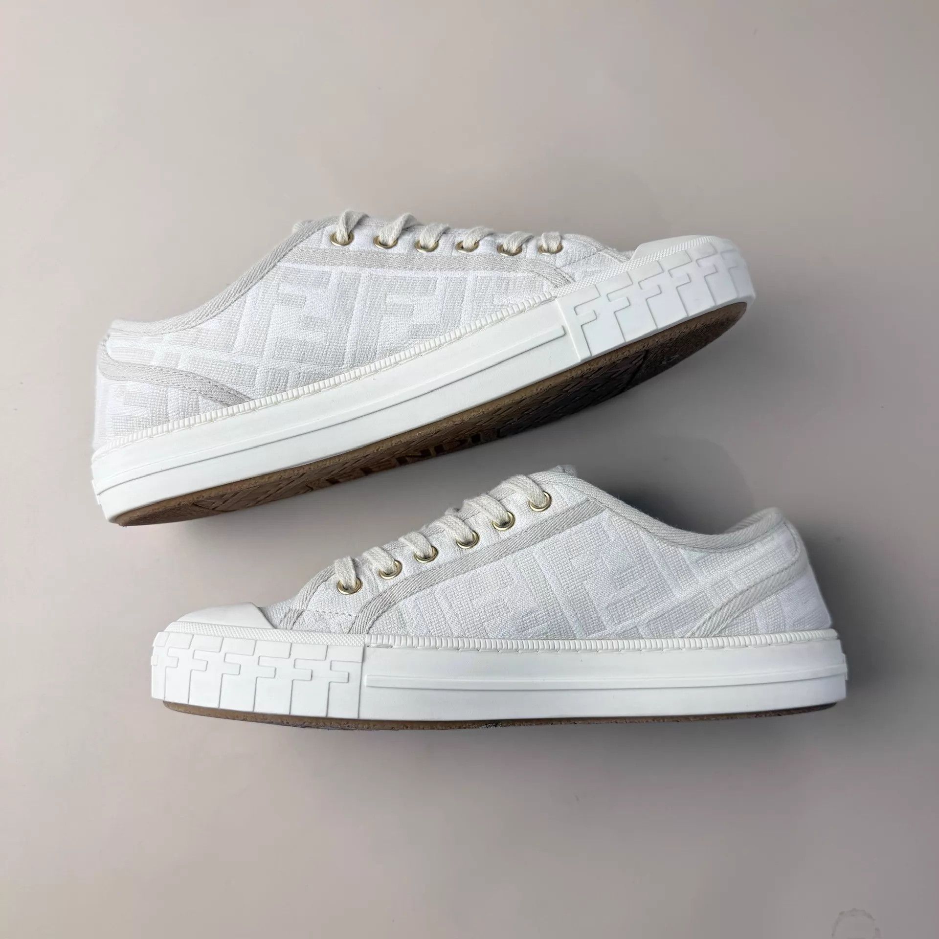 Fendi Fendi cream FF all over print lace-up casual shoes 37 99new Size US 6.5 / IT 36.5 - 5 Thumbnail