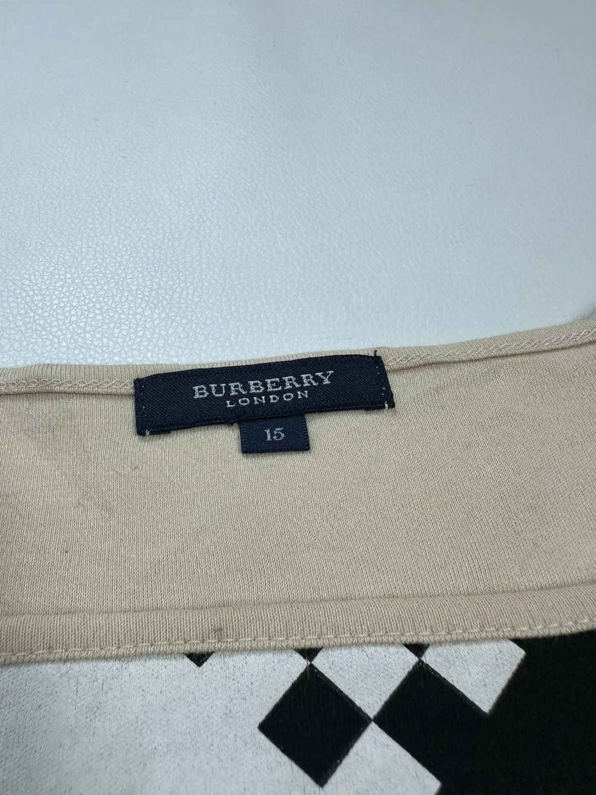 Burberry × Vintage Burberry Tshirt Size L / US 10 / IT 46 - 7 Thumbnail