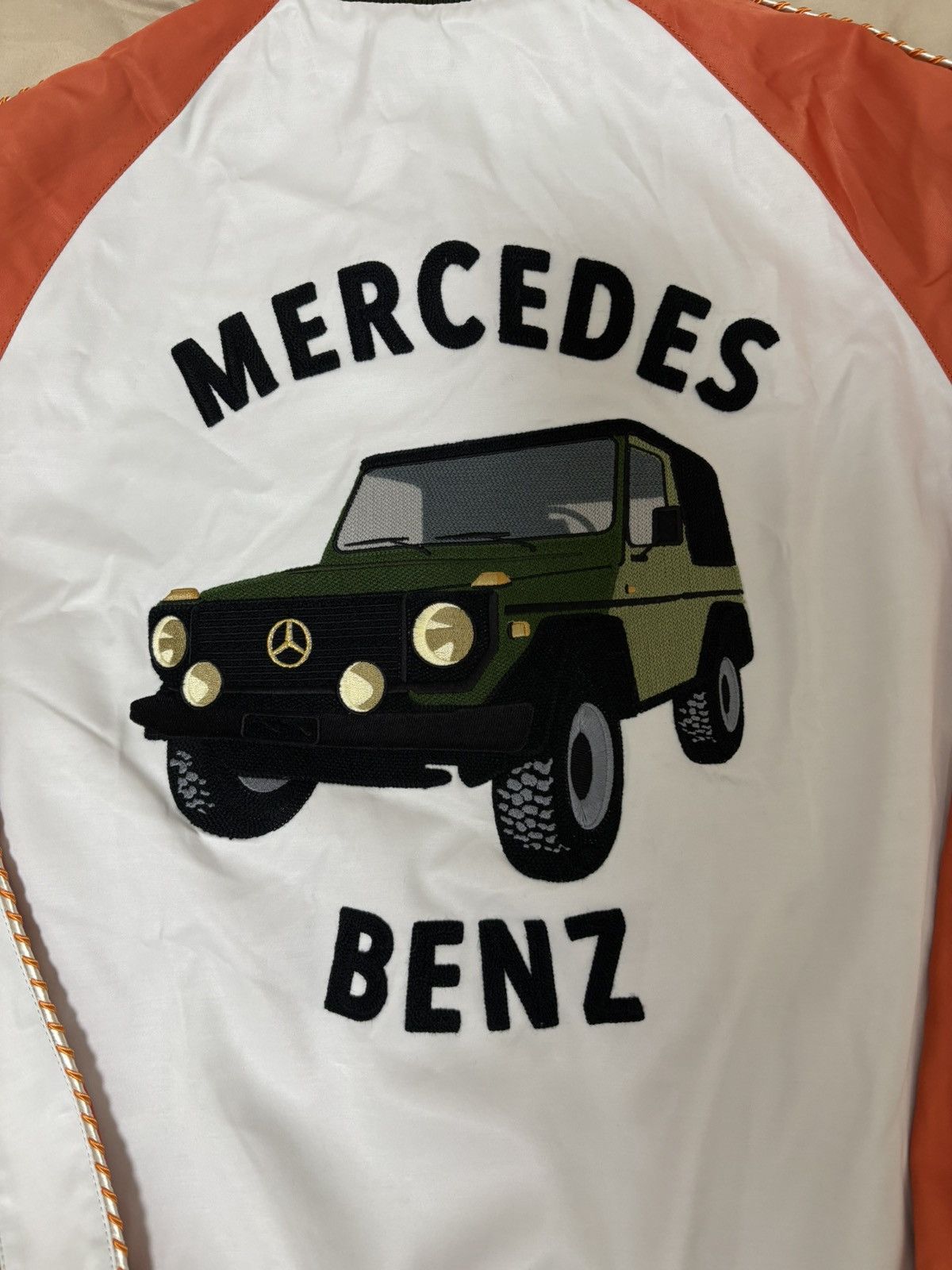 Moncler MONCLER GENIUS Mercedes-Benz by NIGO White Navy Reversible Size US L / EU 52-54 / 3 - 12 Thumbnail