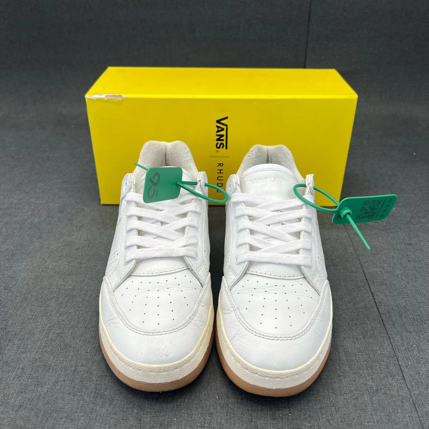 Saint Laurent Paris SAINT LAURENT SL/61 white 41 new, minor inner lining wear Size US 8 / EU 41 - 5 Thumbnail