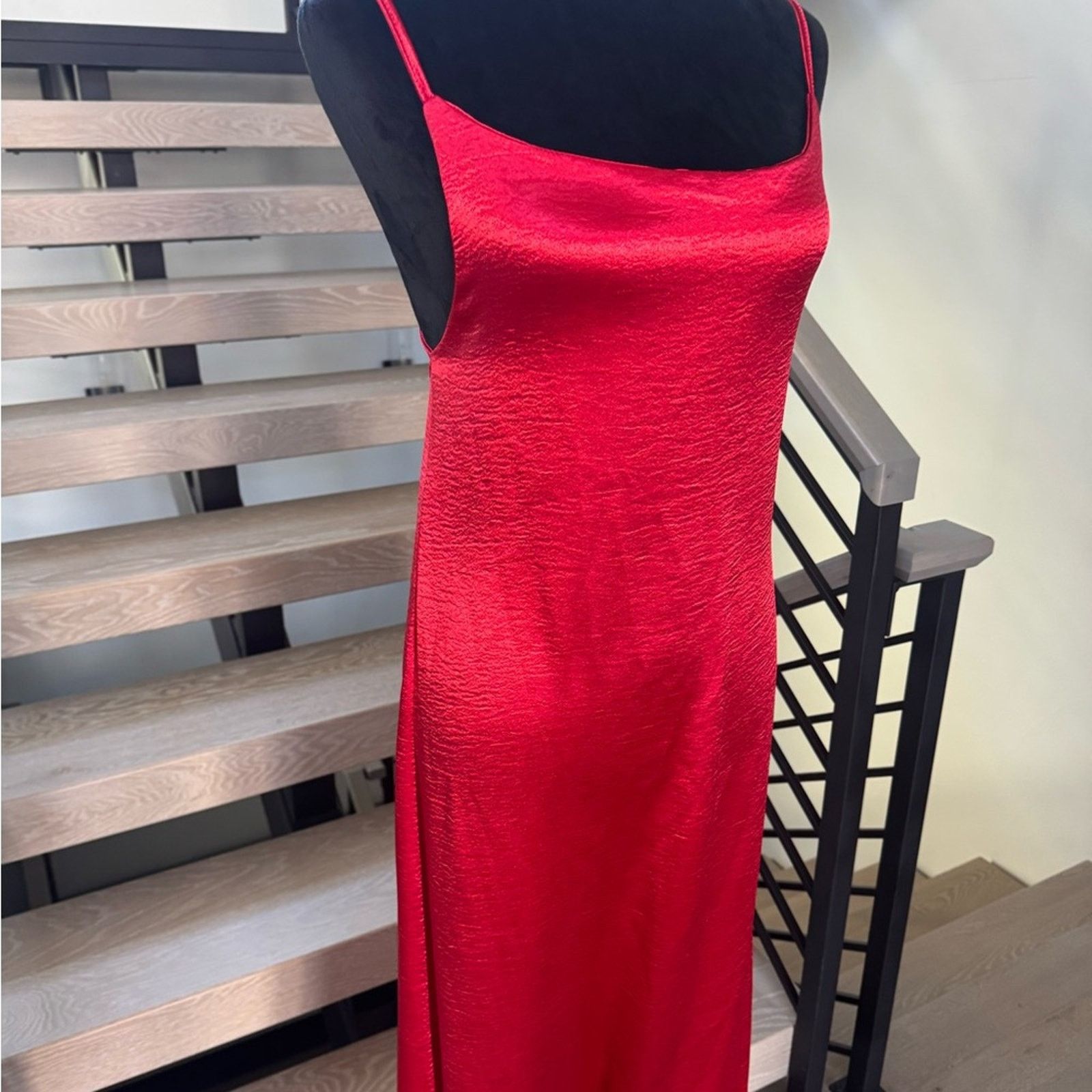 Other New Elegant Red Satin Evening Gown size S/M Size S / US 4 / IT 40 - 8 Thumbnail