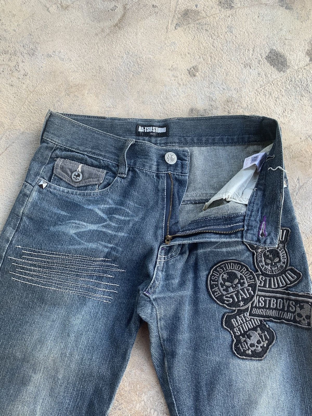 If Six Was Nine × Japanese Brand Batsu Studio Skull Distressed Denim Size US 28 / EU 44 - 9 Thumbnail