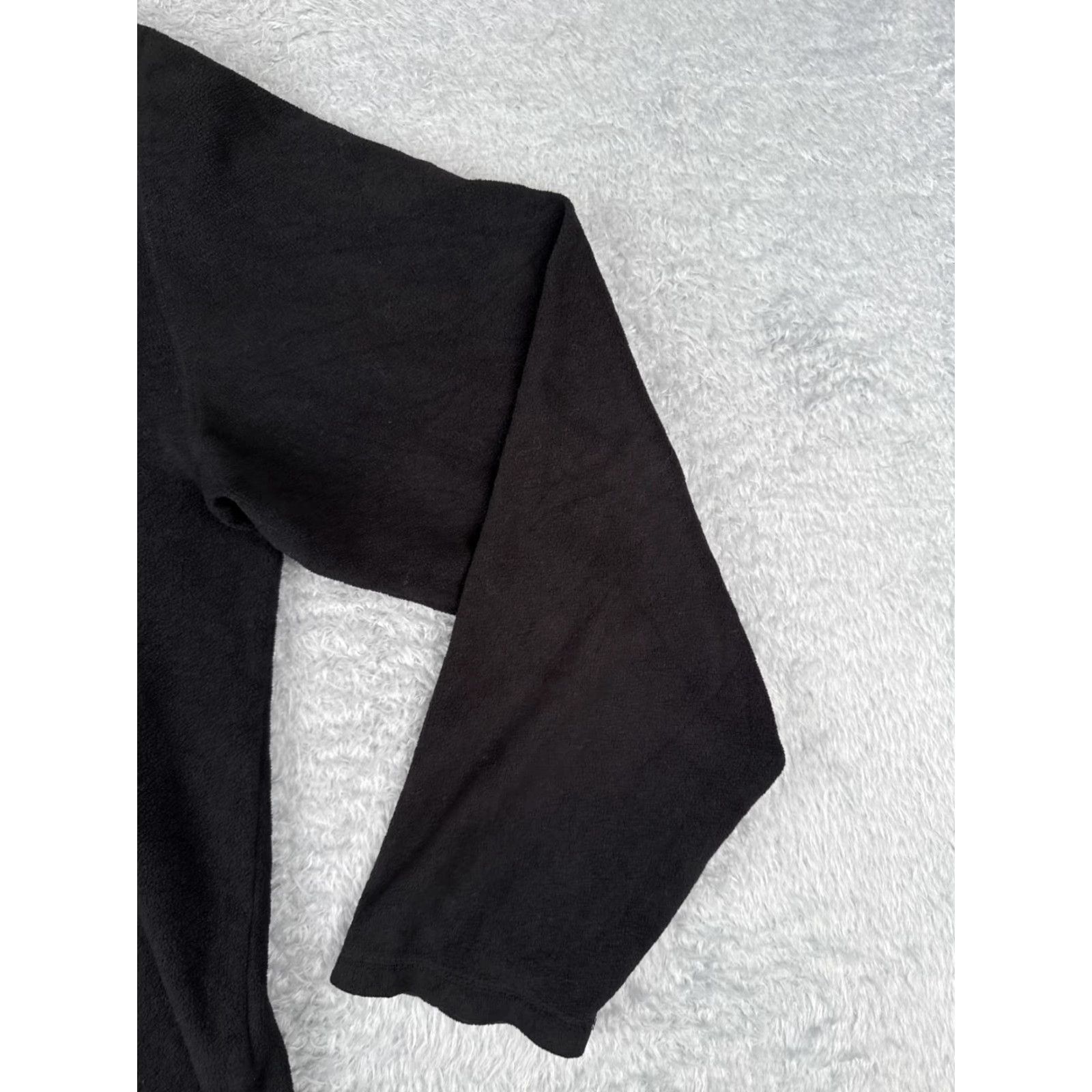 The North Face VINTAGE? No, not vintage. The North Face Sweater Mens Large Black 1/4 Zip Polyester Fleece Mock Neck Size US L / EU 52-54 / 3 - 2 Thumbnail