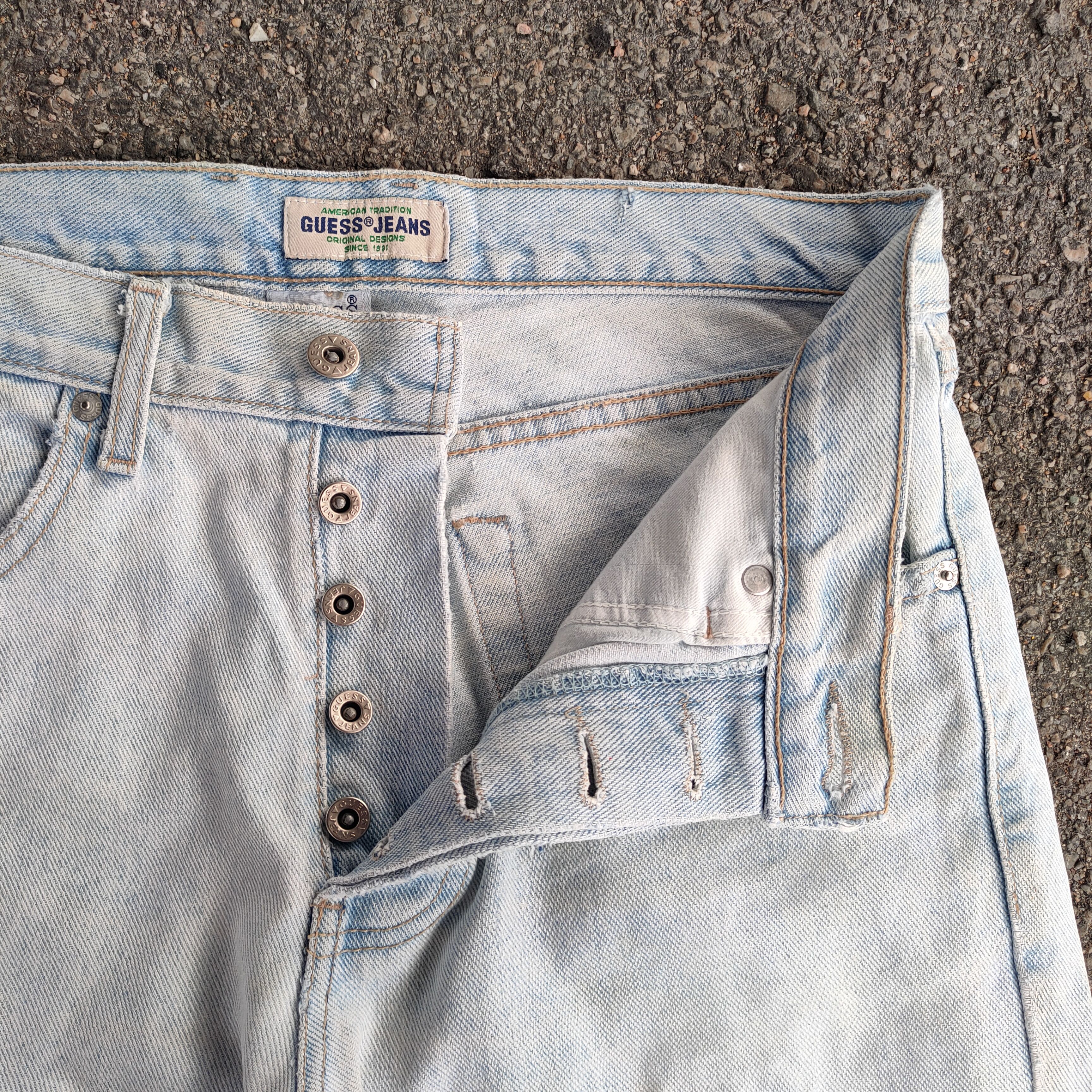 Guess VINTAGE GUESS BUTTON FLY FADED BLUE JEANS DENIM PANTS Size US 32 / EU 48 - 7 Thumbnail