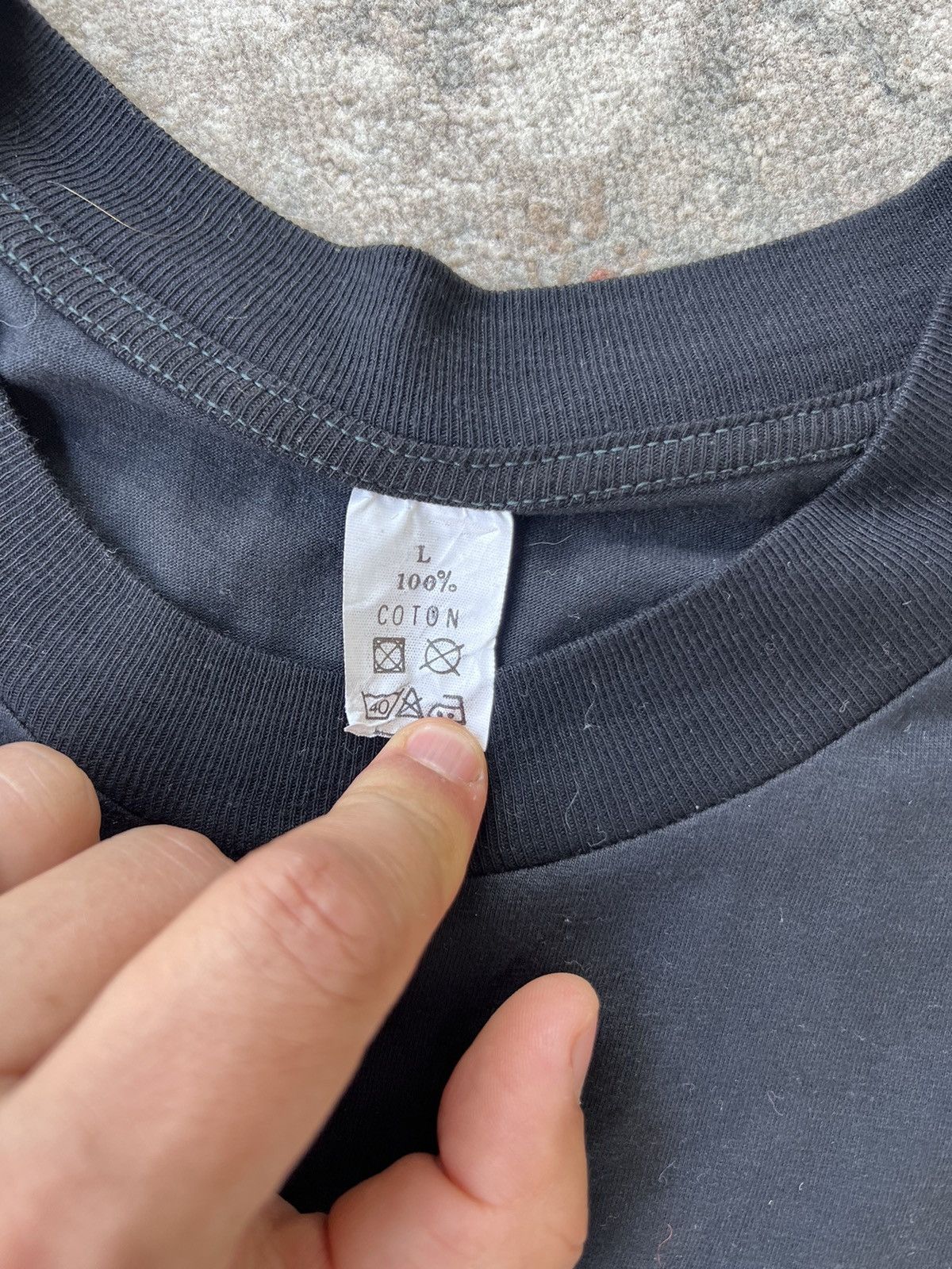 Vintage Auguste Renoir Paris Tee Size US L / EU 52-54 / 3 - 2 Thumbnail