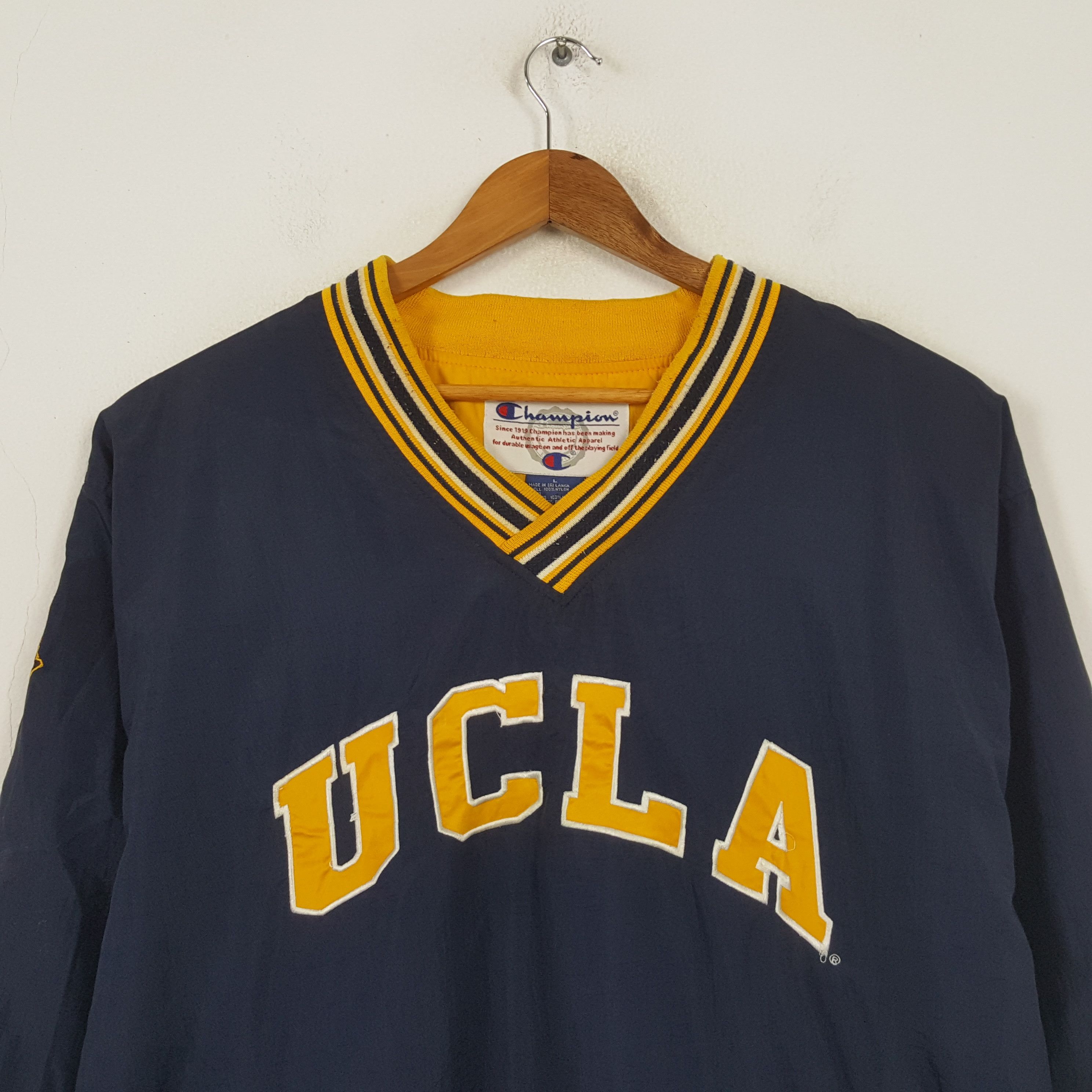 Champion Vintage Champion UCLA University California Sweatshirt RR10 Size US XL / EU 56 / 4 - 2 Thumbnail