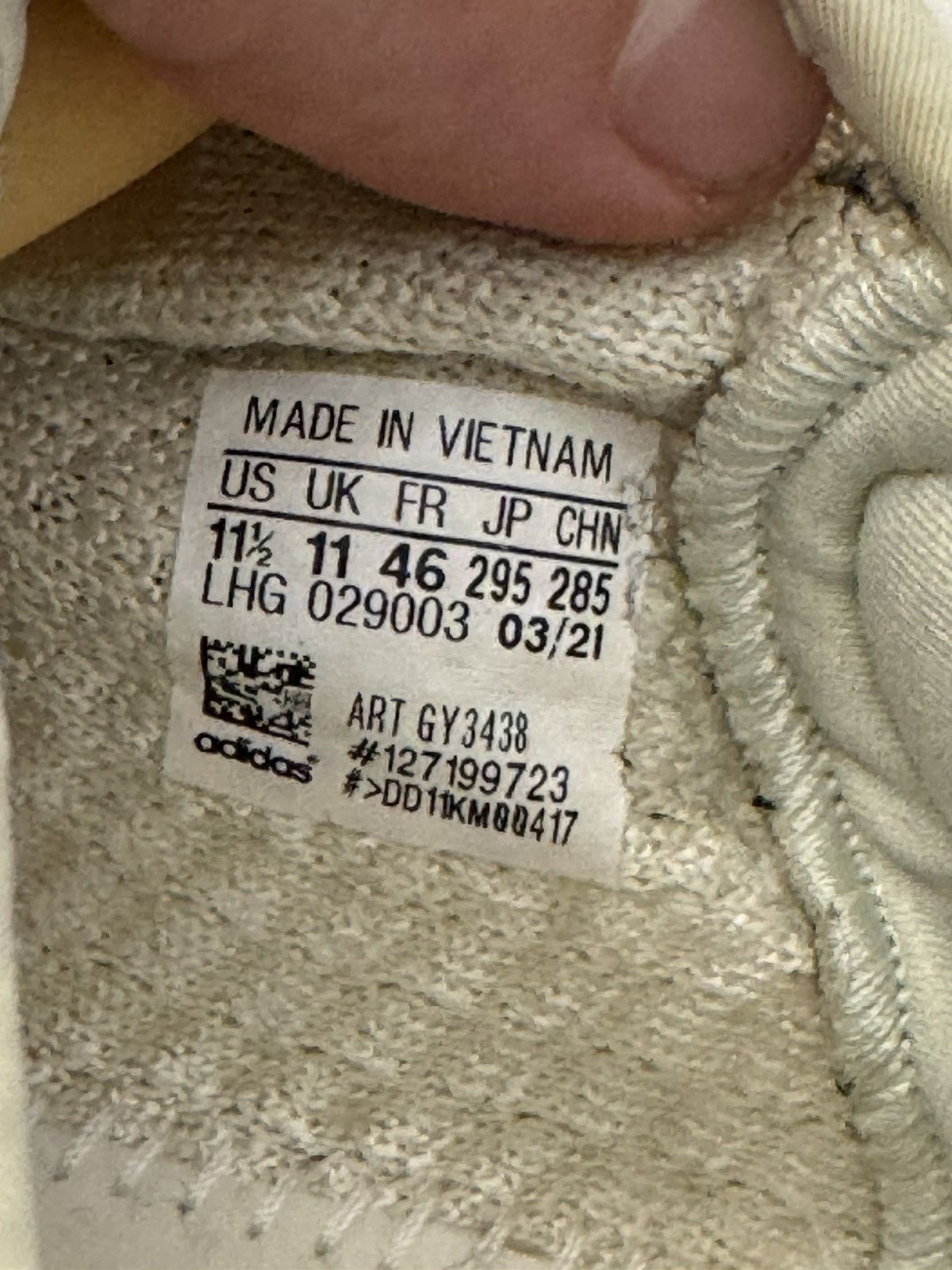 Yeezy Adidas Yeezy Boost 350 V2 light UV activated Size US 11.5 / EU 44-45 - 7 Thumbnail