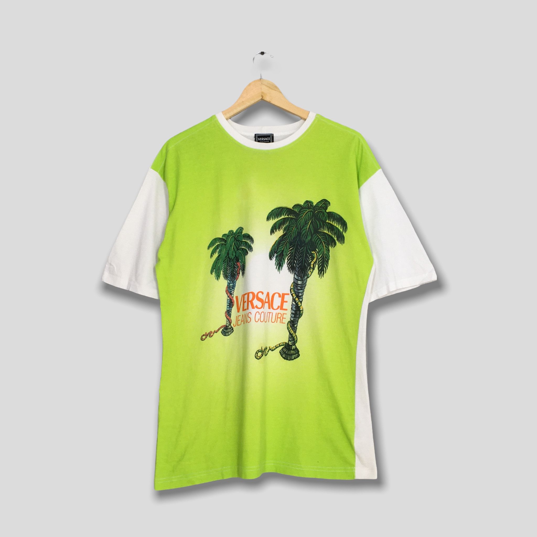 Versace × Versace Jeans Couture × Vintage Vintage 90's Versace Jeans Couture Palm Tree T Shirt Medium Size US M / EU 48-50 / 2 - 1 Thumbnail