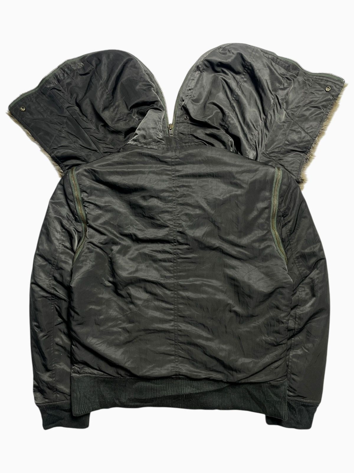 GOA 2000’sMen’s Bigi - Cyber Military N2BStyle Bomber Fur Jacket Size US M / EU 48-50 / 2 - 14 Thumbnail