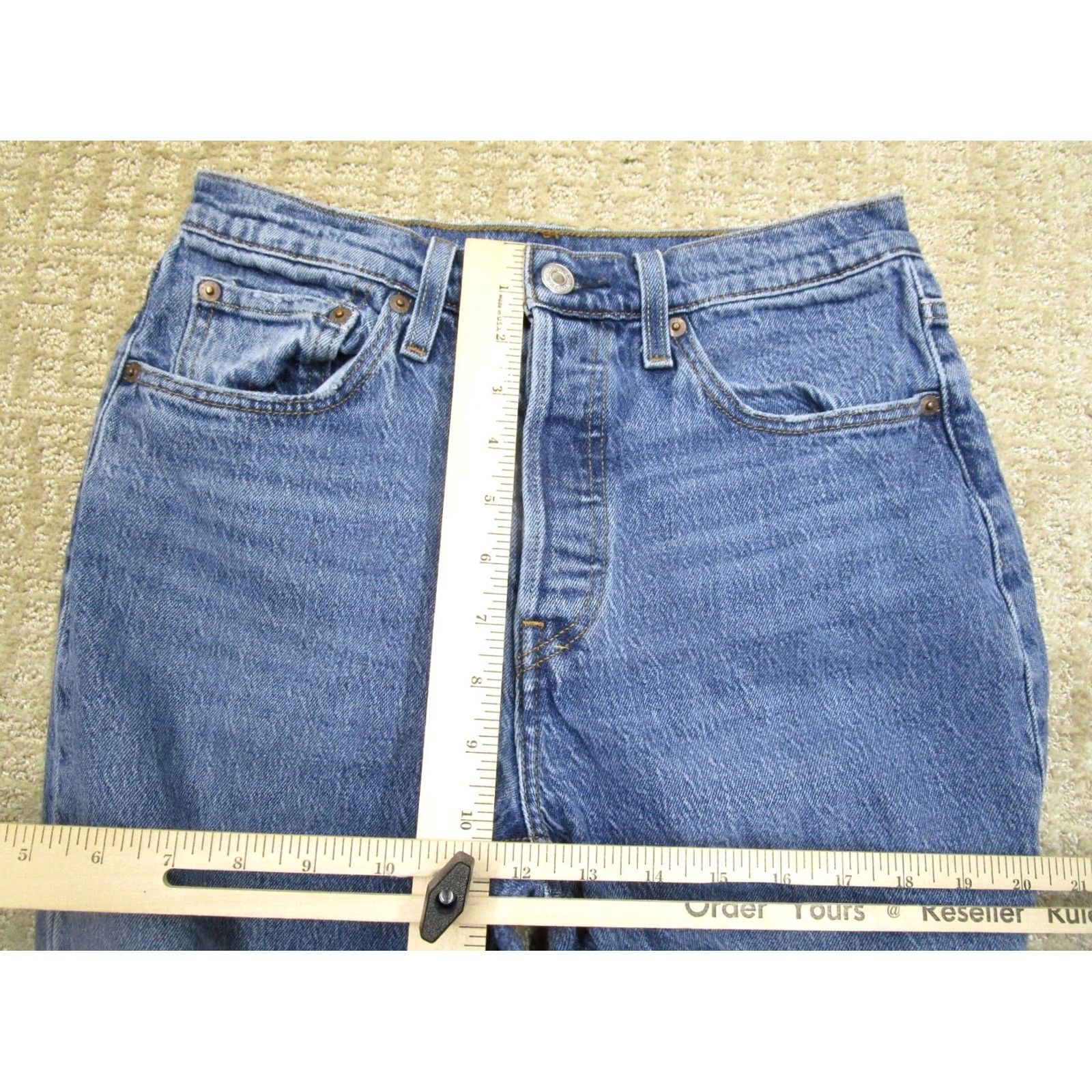 Levi's Levi's 501 Jeans Women 27 Blue Button Fly Slim Skinny Denim Pants Light Wash Leather? Size 27" / US 4 / IT 40 - 6 Thumbnail