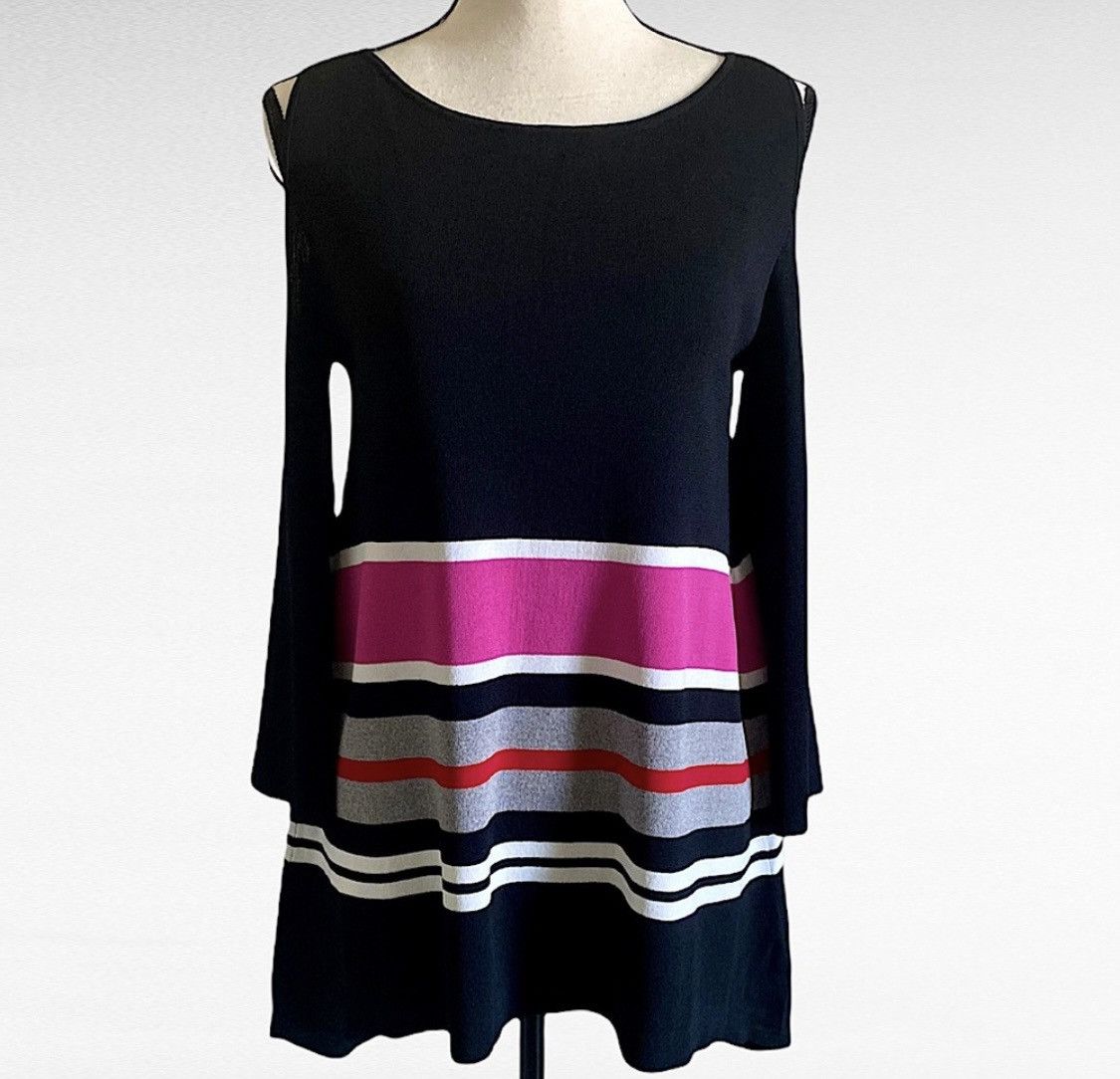 Other LONG BELL SLEEVE COLD SHOULDER MINI DRESS Size M / US 6-8 / IT 42-44 - 1 Thumbnail