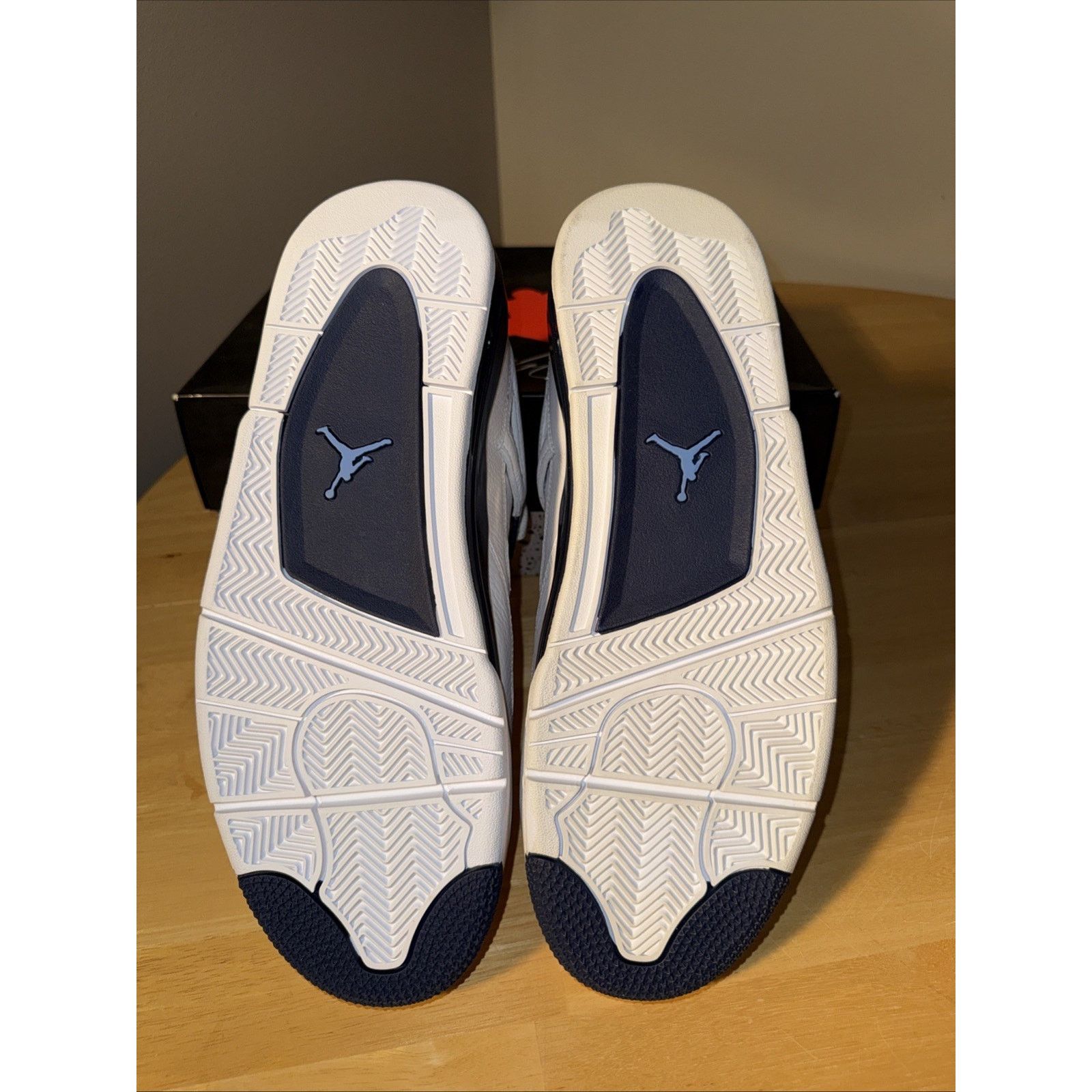 Nike Size 13 - Air Jordan 4 Retro LS Columbia 🔥🔥🔥🔥🔥🔥🔥🔥 Size US 13 / EU 46 - 5 Thumbnail