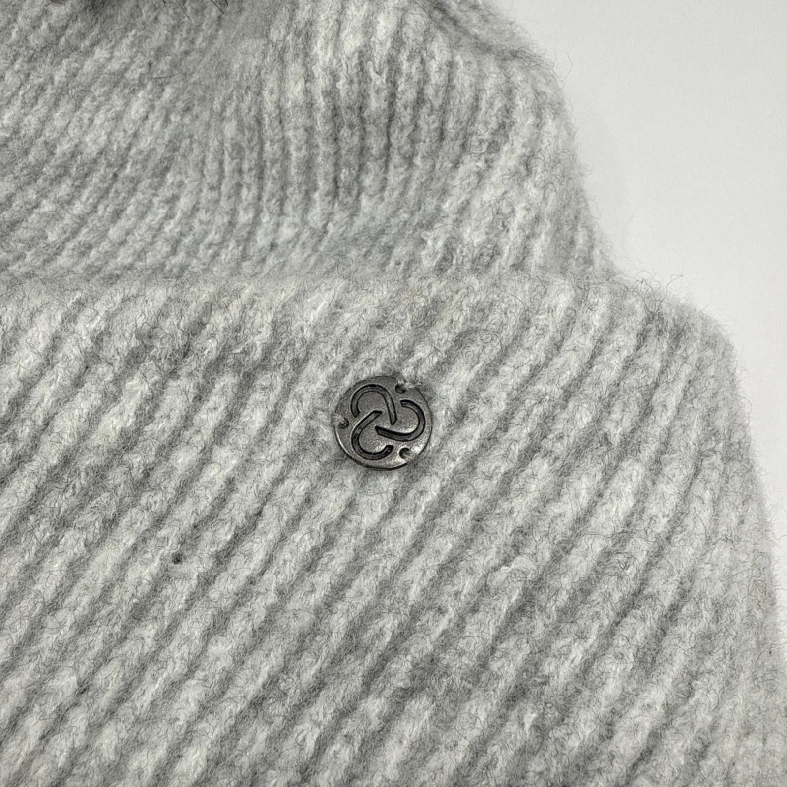 Canterbury of New Zealand Zella Heather Gray Ribbed Pom faux Fur Beanie Hat Lined Size ONE SIZE - 2 Thumbnail