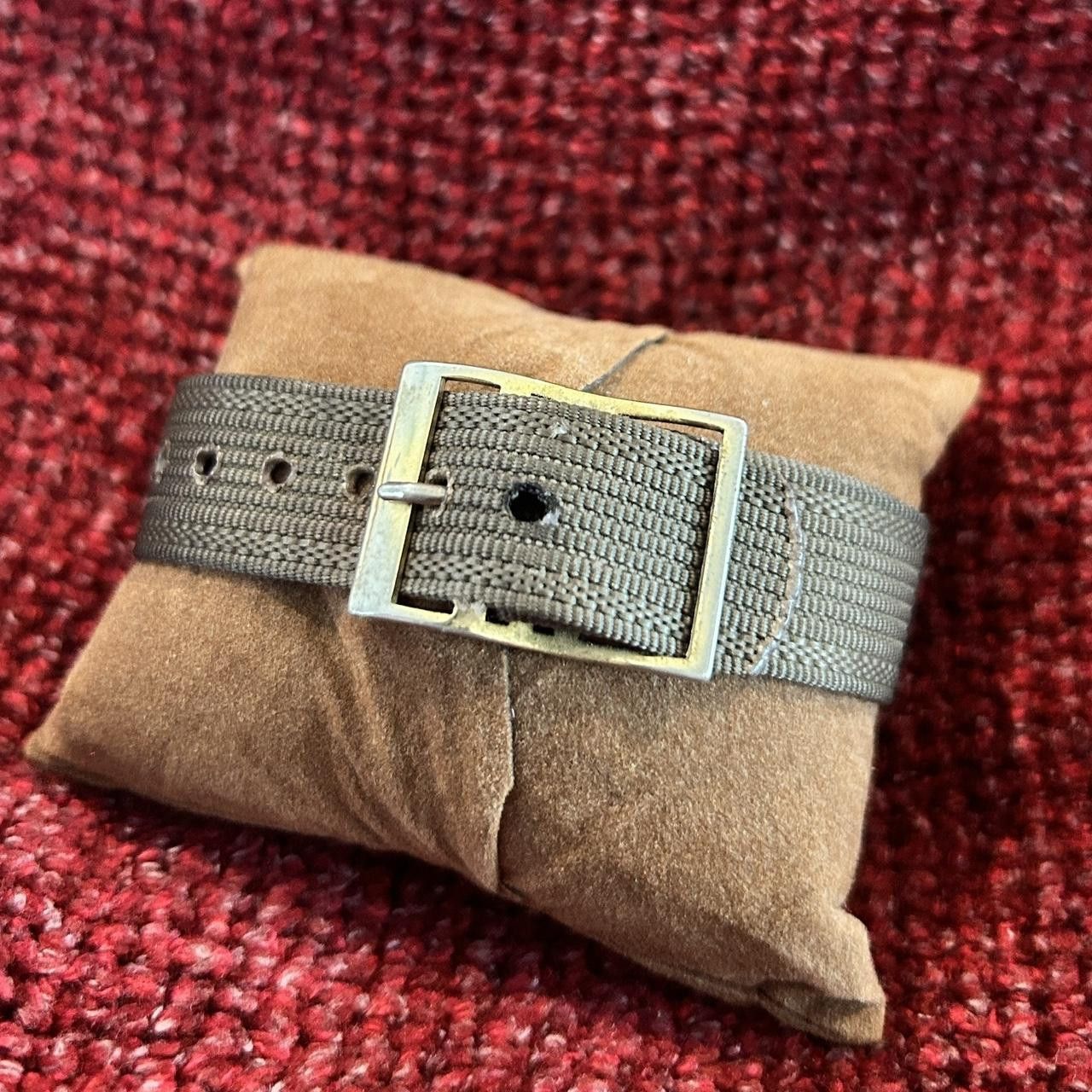 Other Vintage Universal Geneve Military Style Watch Size 30 - 2 Thumbnail