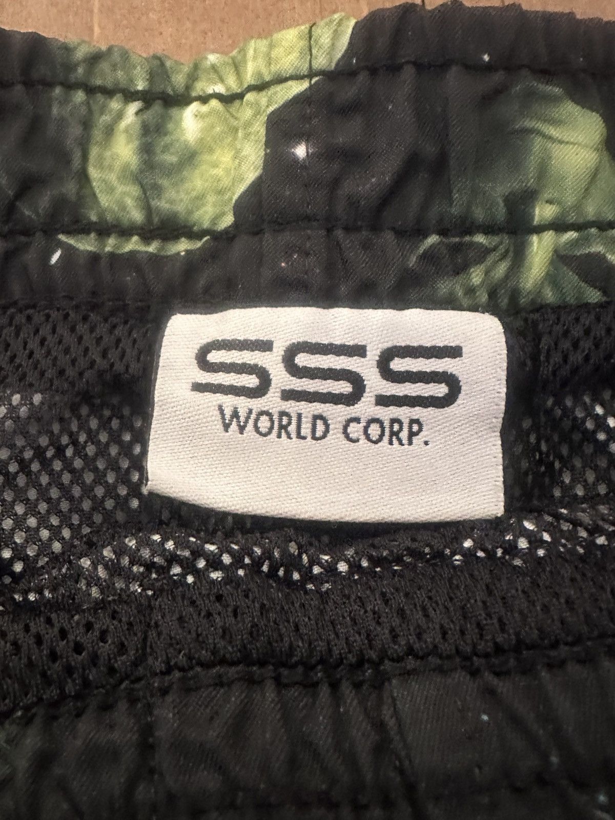 SSS World Corp SSS WORLD CORP SWIM TRUNKS -Alien Size US 30 / EU 46 - 2 Thumbnail