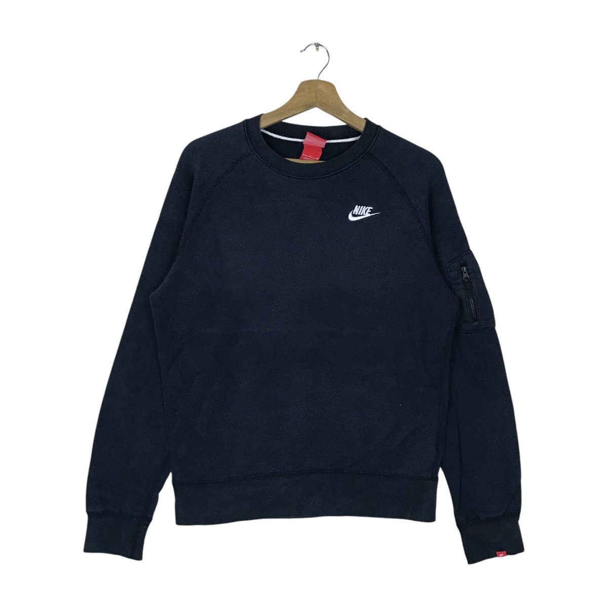 Nike Nike Mini Logo Pullover Jumper Sweatshirt Size US S / EU 44-46 / 1 - 1 Thumbnail