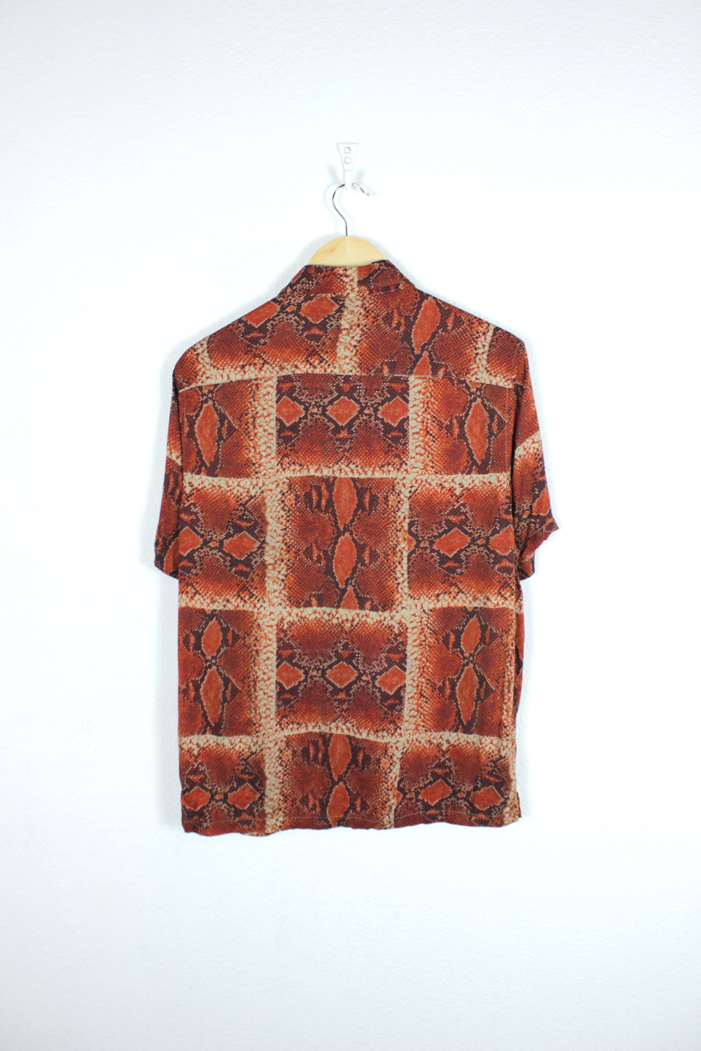 Allsaints Allsaints EXO Snakeskin Printed Open Collar Viscose Shirt Size US S / EU 44-46 / 1 - 5 Thumbnail