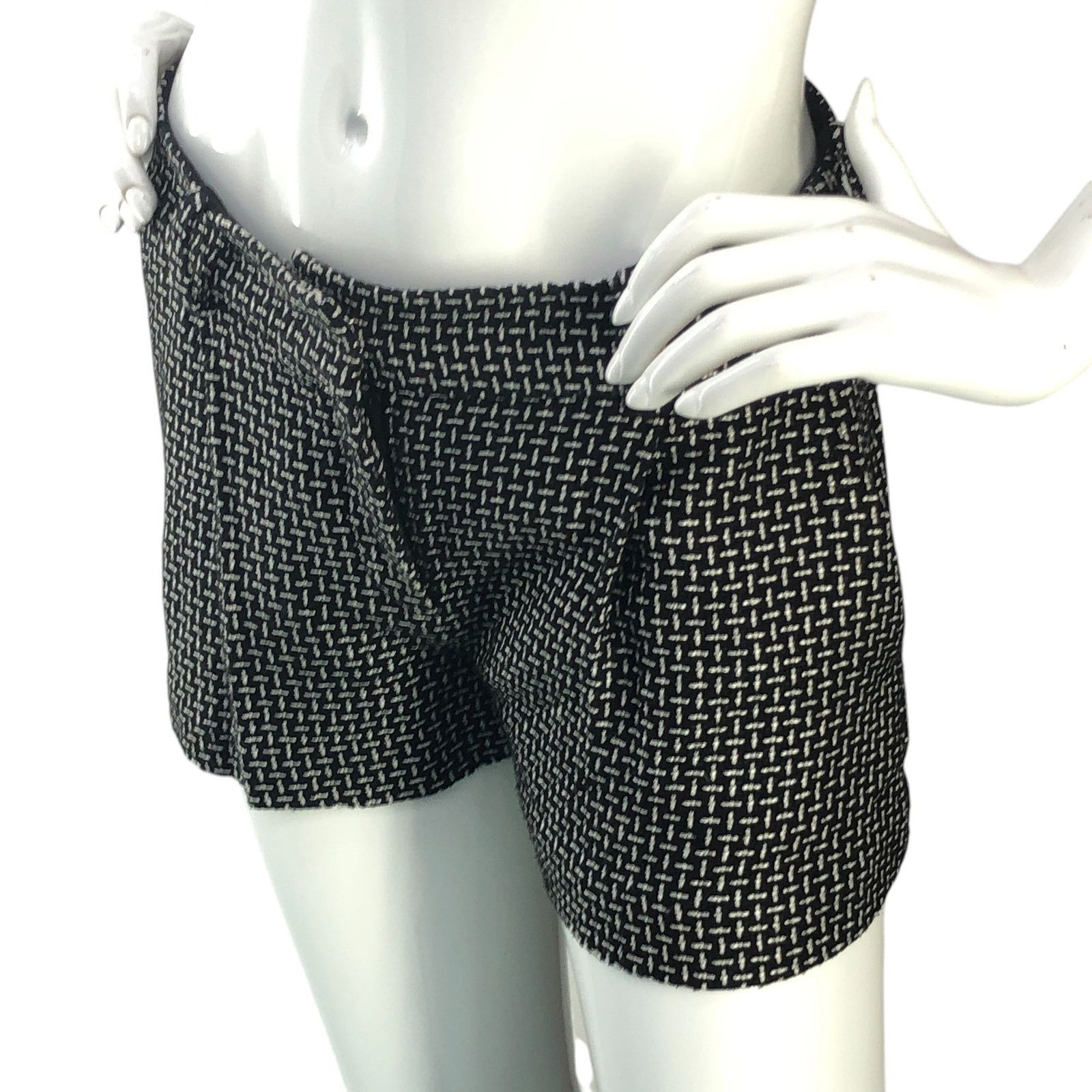 Diane von Furstenberg Diane Von Furstenberg Size 2 Shorts Naples Silk Viscose Size 26" / US 2 / IT 38 - 2 Thumbnail